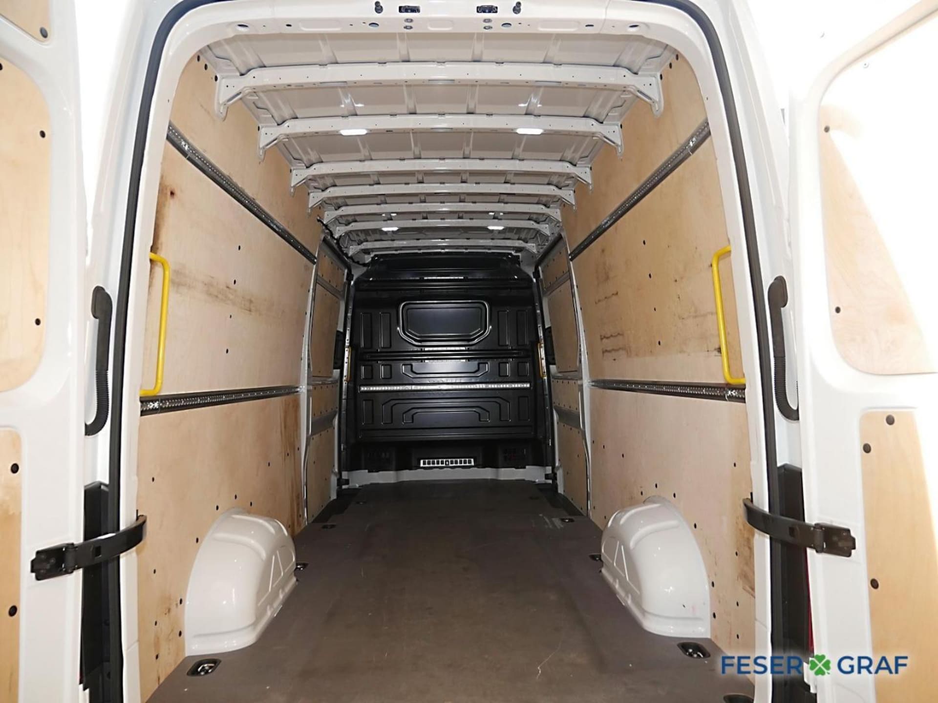 Volkswagen Crafter Kasten langer Radstand