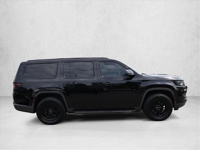 2022 Jeep Wagoneer