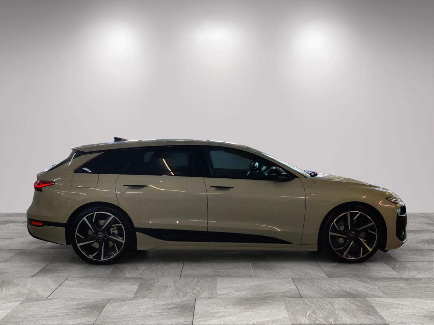 Bild über Audi A6 Avant e-tron S line business e-tron performance 270 kW - für weitere Informationen kontaktieren Sie den Audi Partner