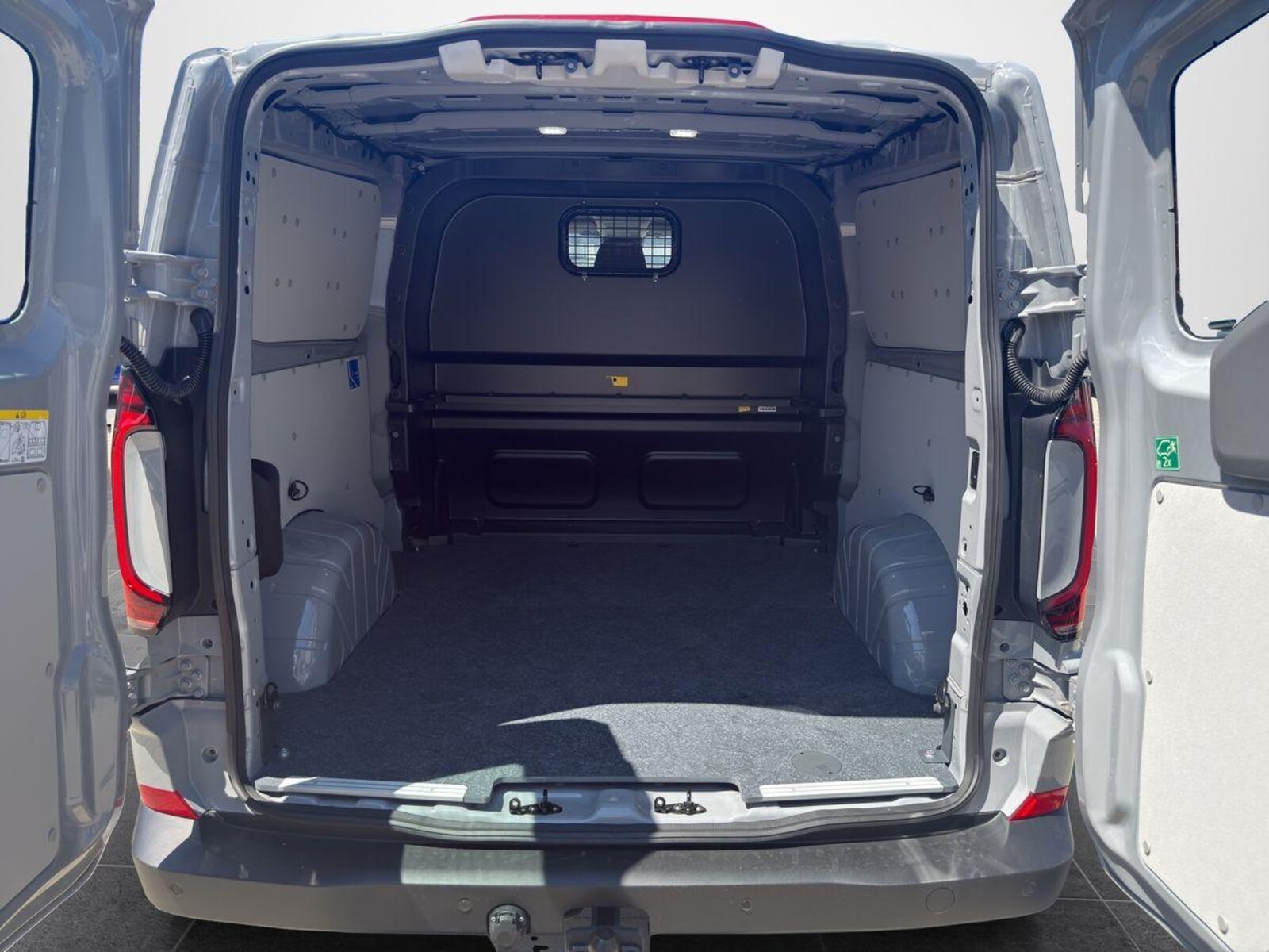 Volkswagen Transporter Kasten langer Radstand – Bild 18