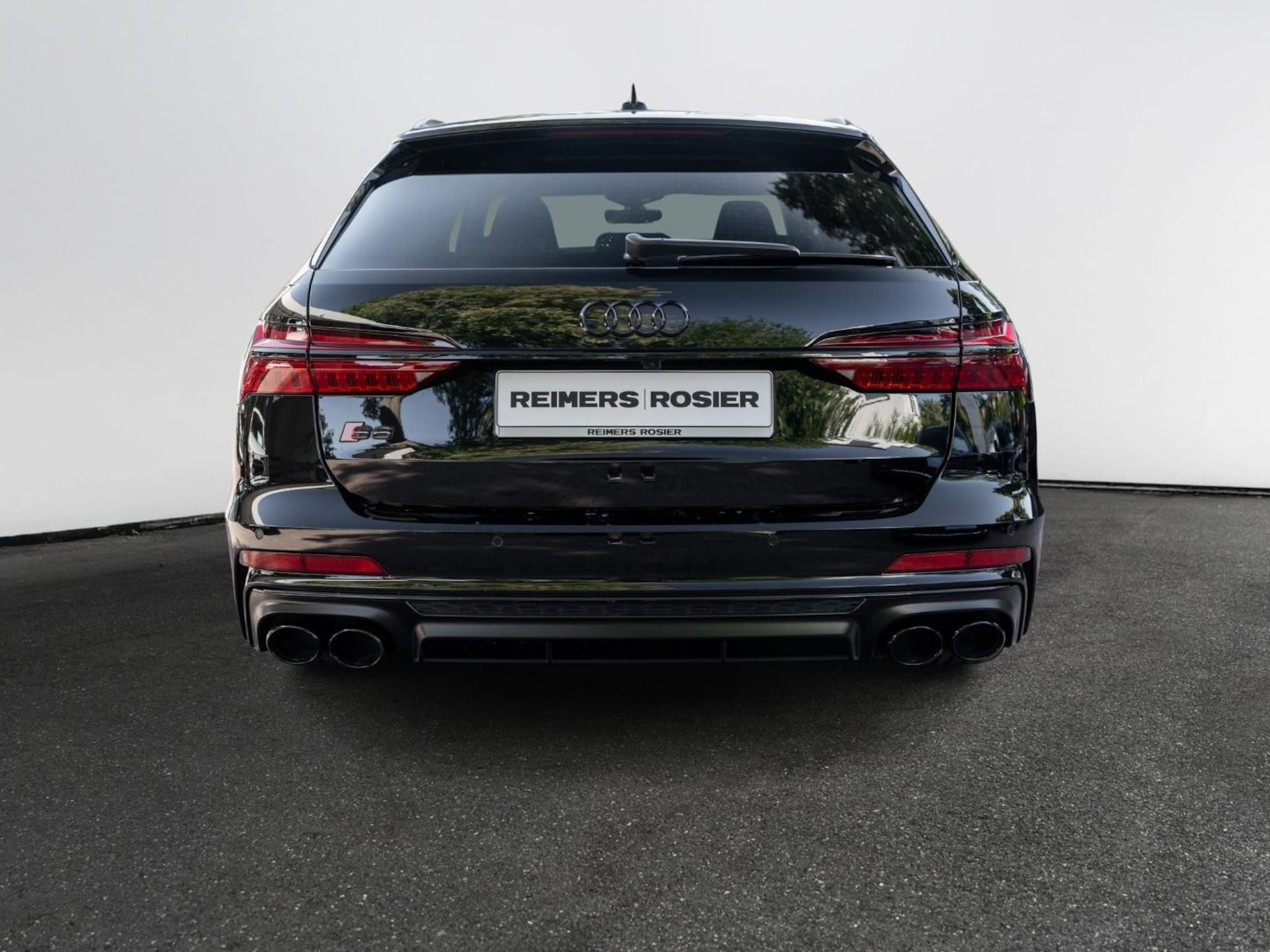 Audi S6 Avant