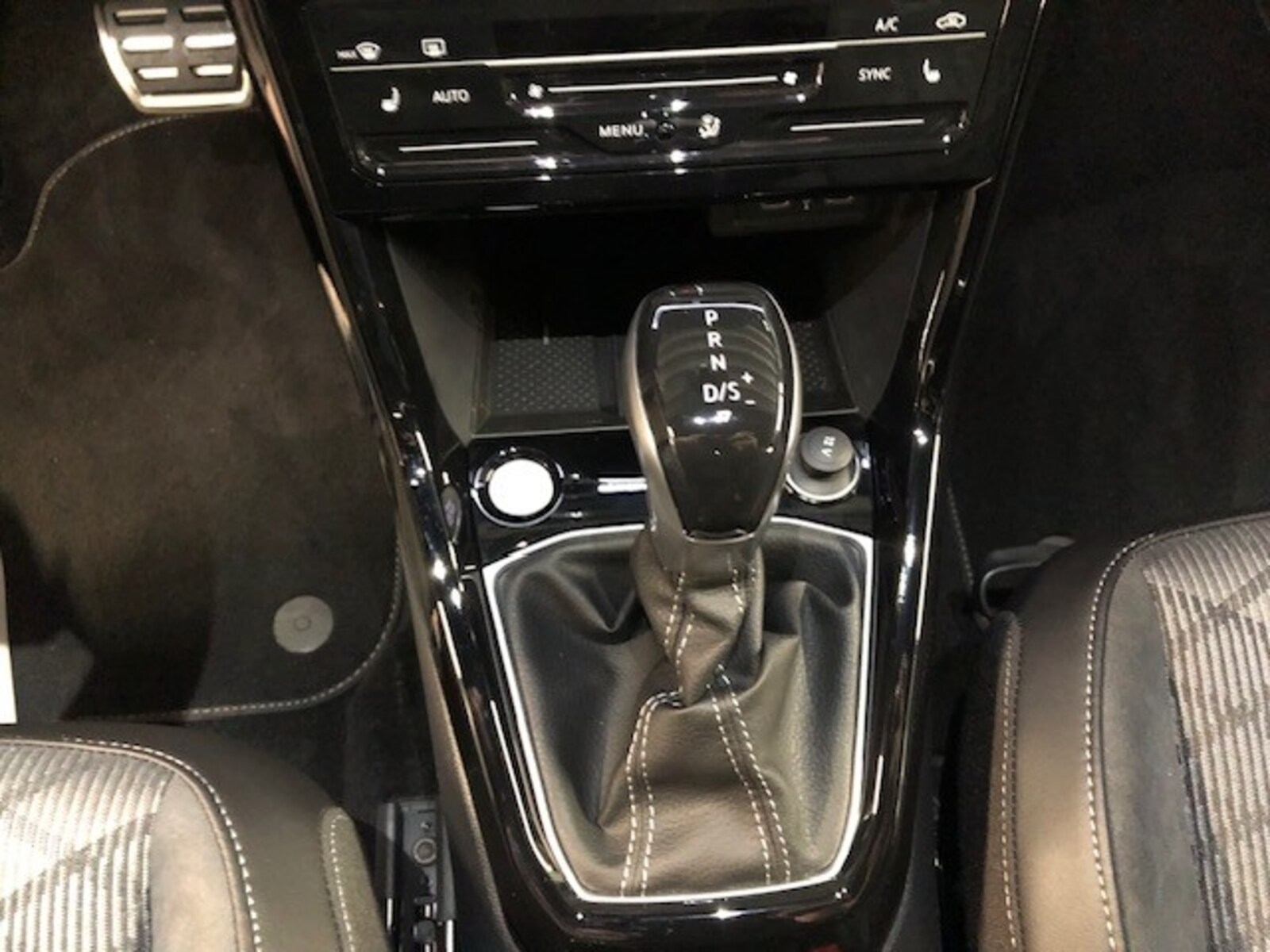Volkswagen T-Cross – Bild 13