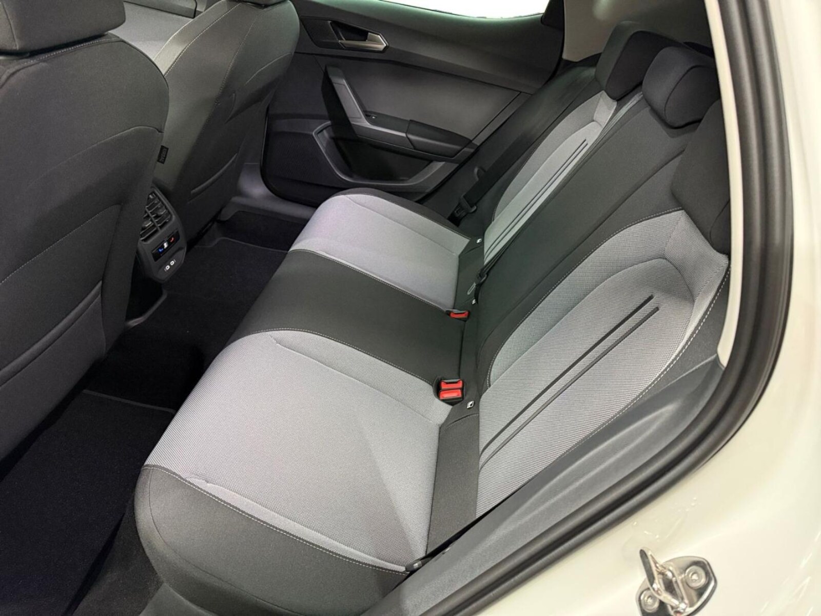 SEAT Leon – Bild 9