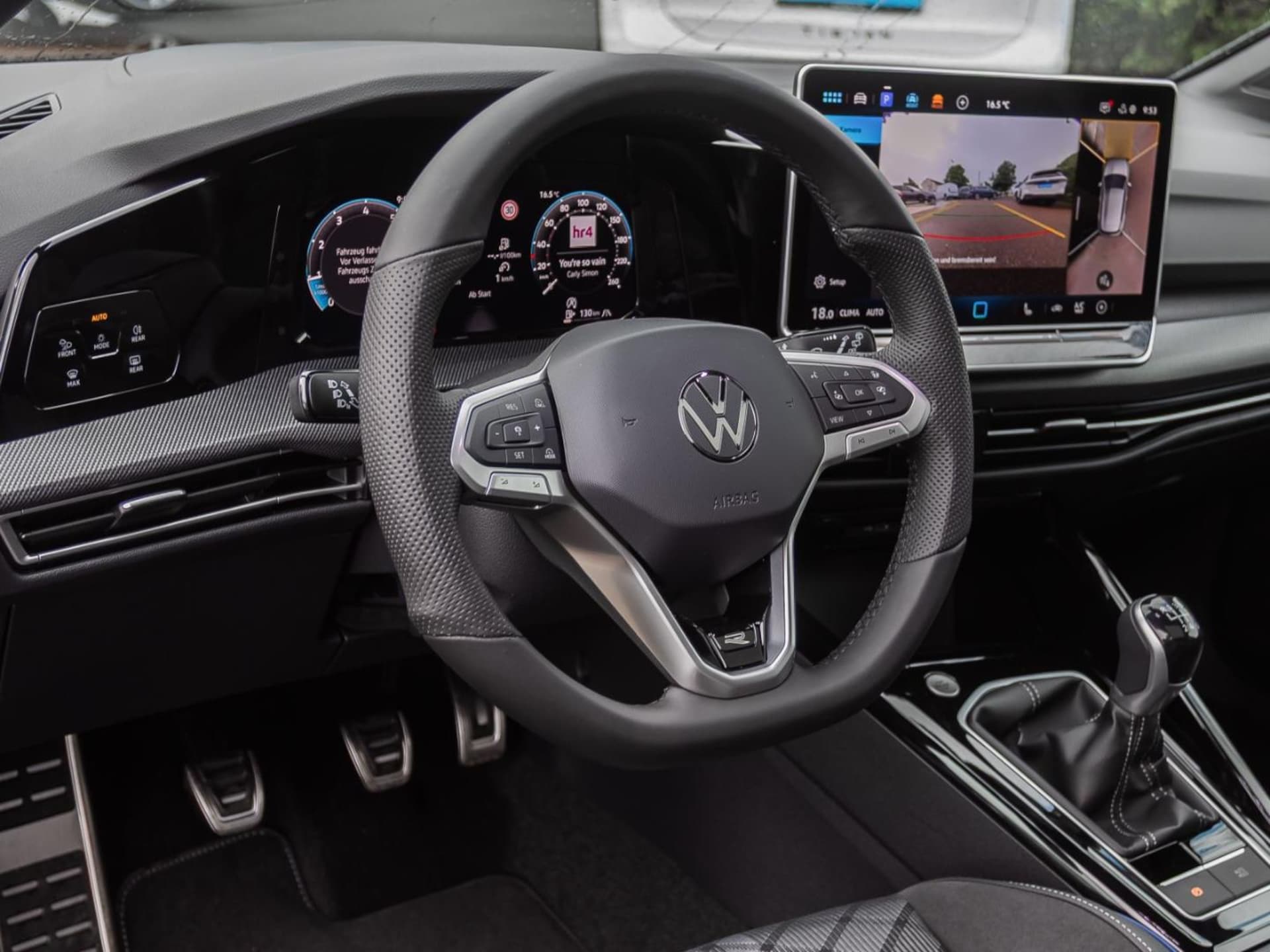 Volkswagen Golf R-Line
