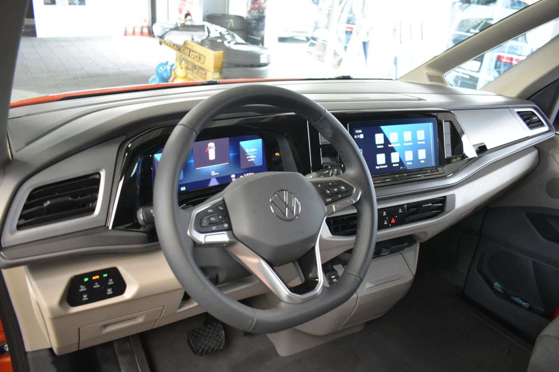 Volkswagen Multivan Basis-Modell