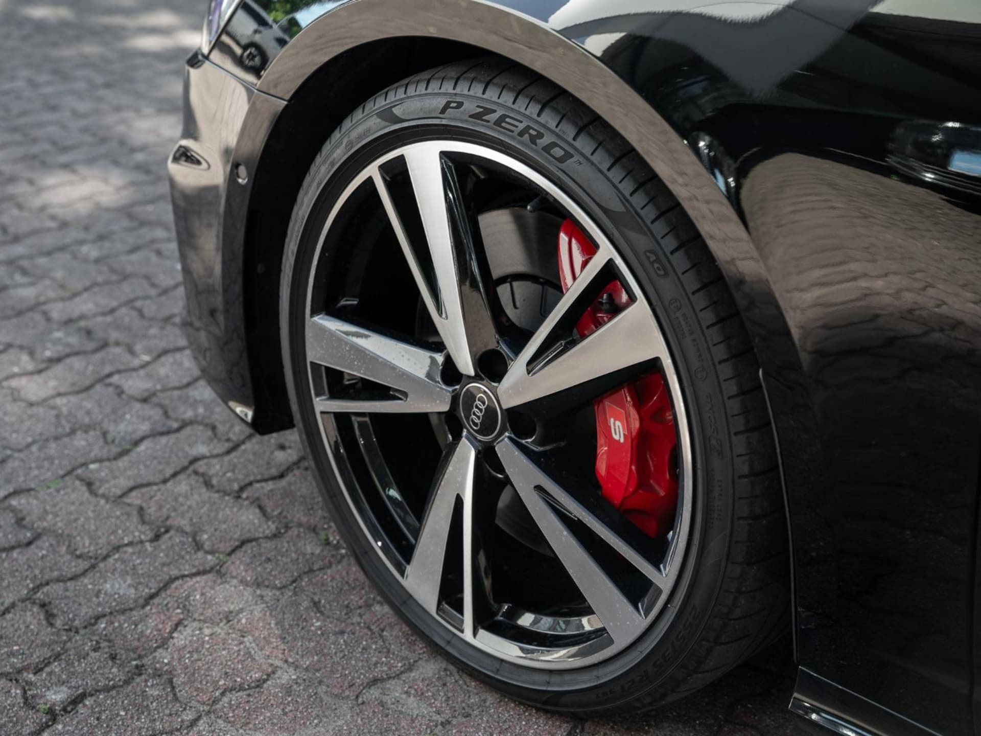Audi S6 Avant