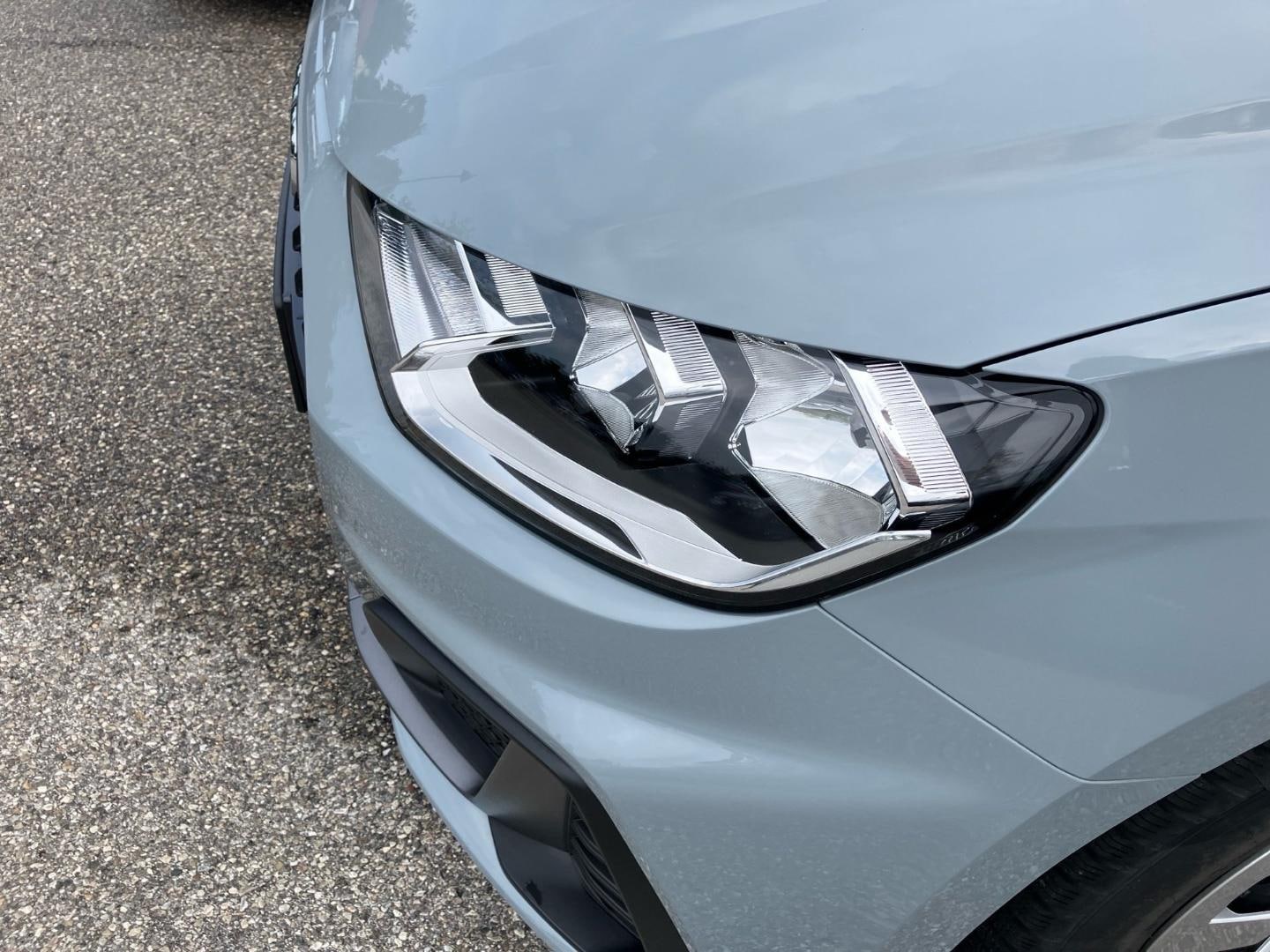 Bild über Audi A1 Sportback S line 25 TFSI S tronic - für weitere Informationen kontaktieren Sie den Audi Partner