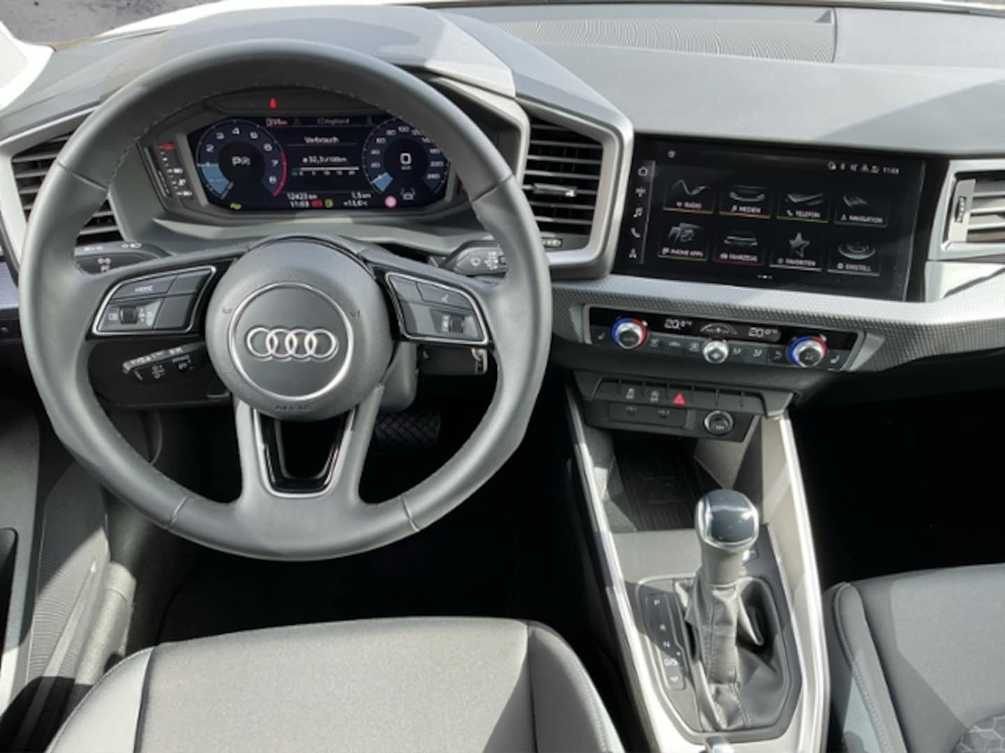 Bild über Audi A1 Sportback advanced 30 TFSI S tronic - für weitere Informationen kontaktieren Sie den Audi Partner