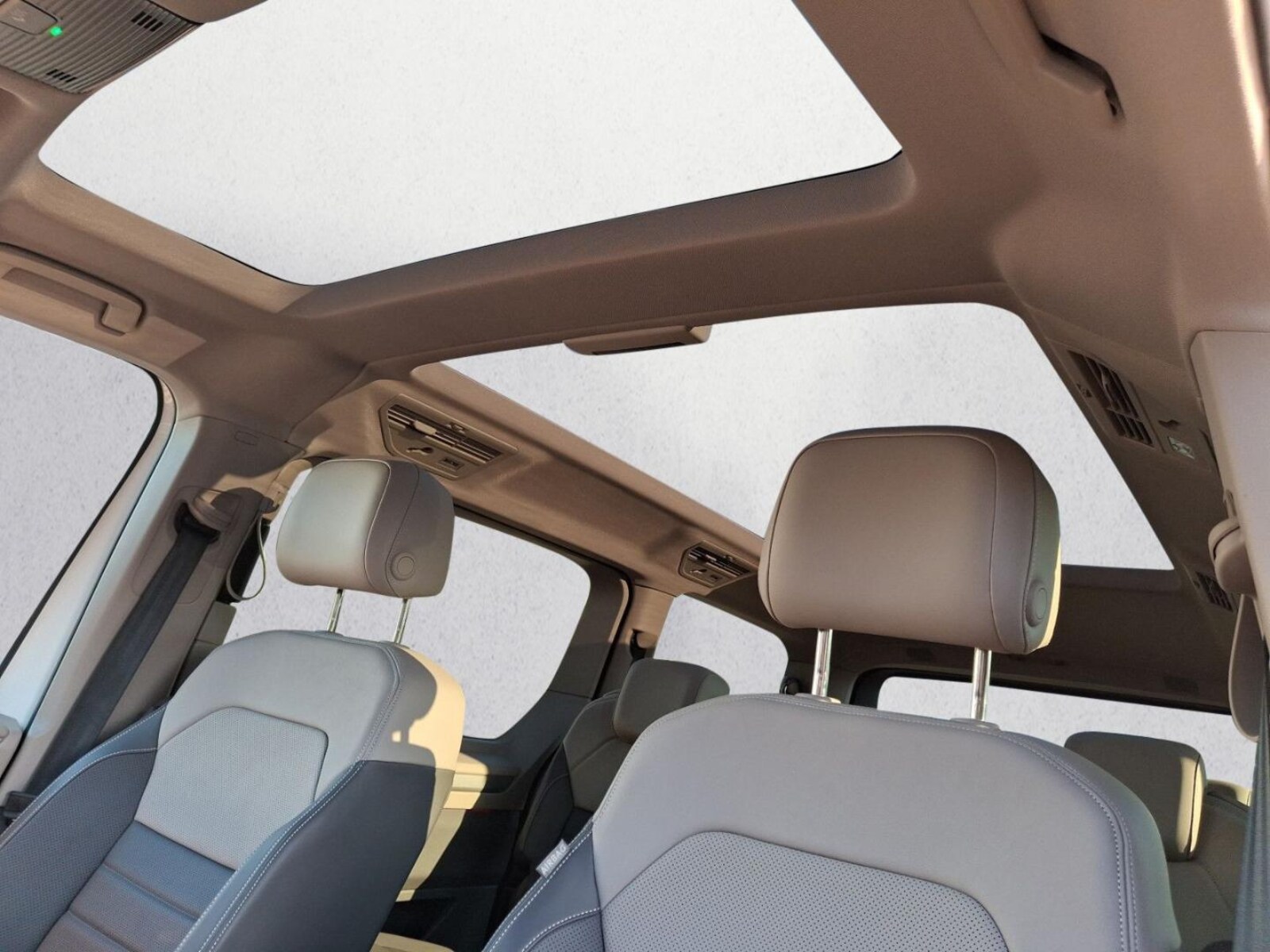 Volkswagen Multivan Langversion – Bild 20