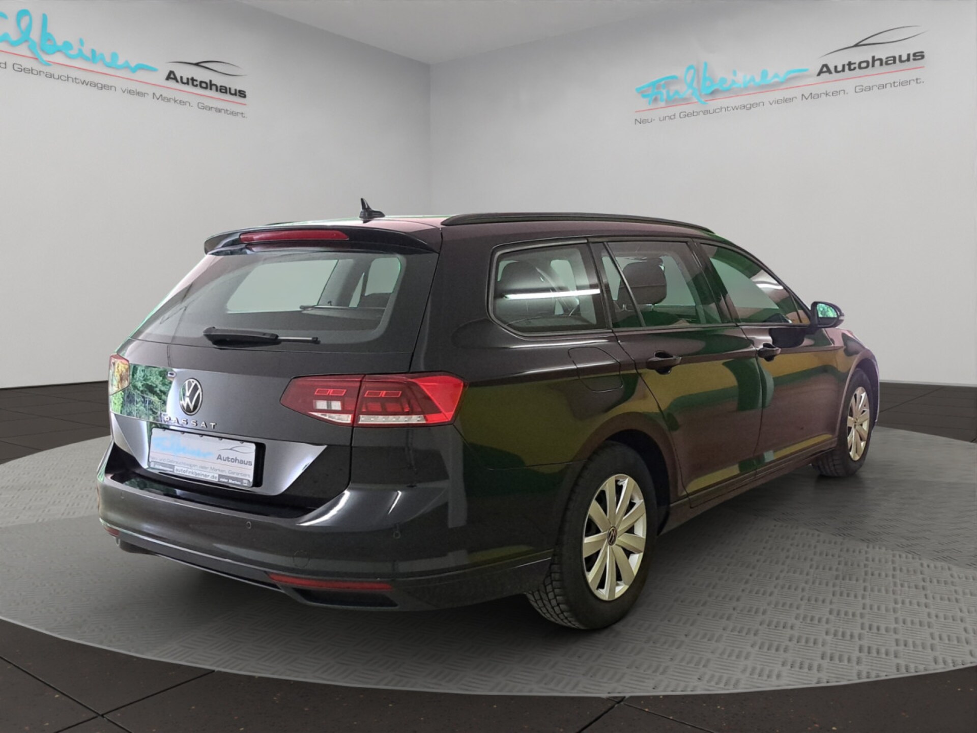 Volkswagen Passat Variant Basis-Modell