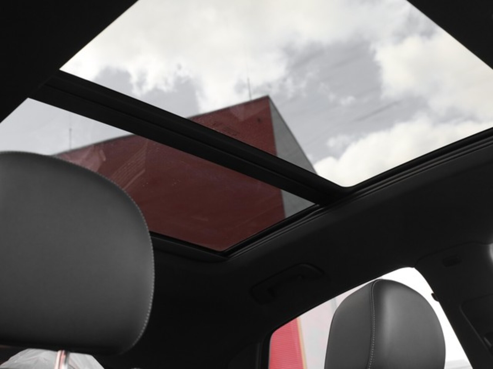 Audi Q5 Sportback – Bild 10