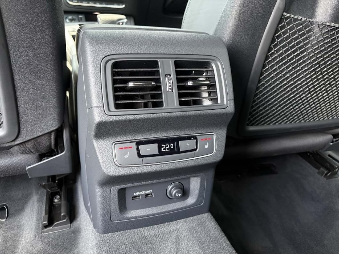 Audi Q5 Sportback 40 TDI quattro S line 150(204) kW(PS) S tronic for more details contact your dealer