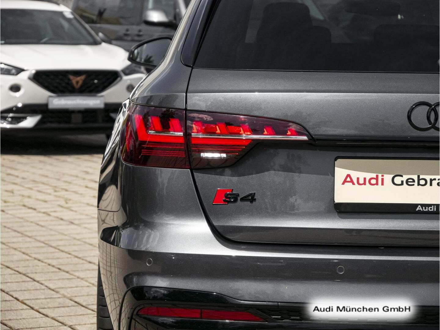 Bild über - für weitere Informationen kontaktieren Sie den Audi Partner