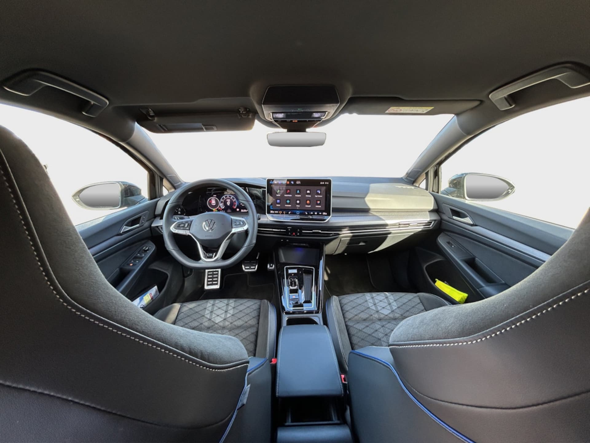 Volkswagen Golf R-Line