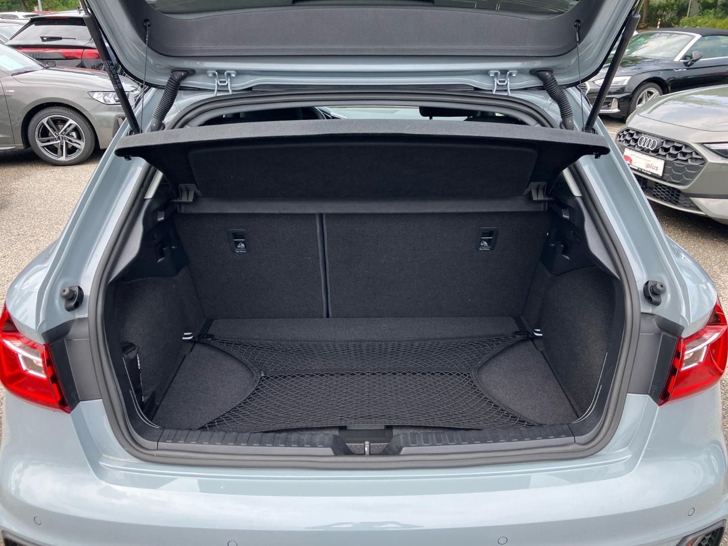 Bild über Audi A1 Sportback S line 25 TFSI S tronic - für weitere Informationen kontaktieren Sie den Audi Partner