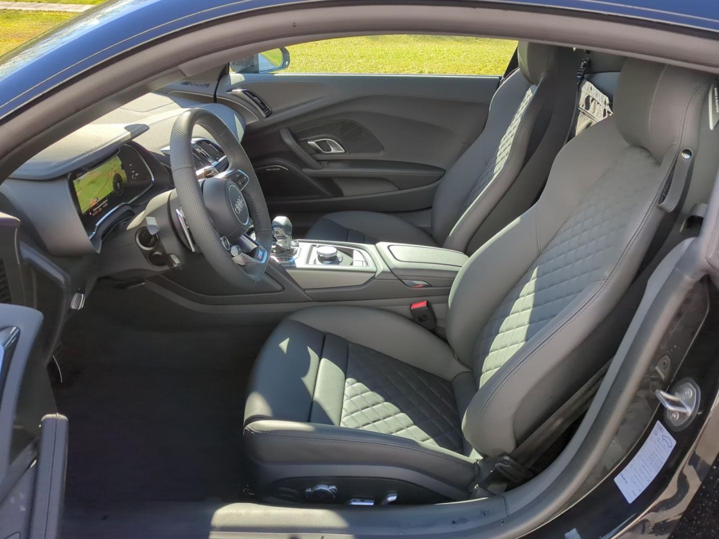 Image about Audi R8 Coupé FSI S tronic