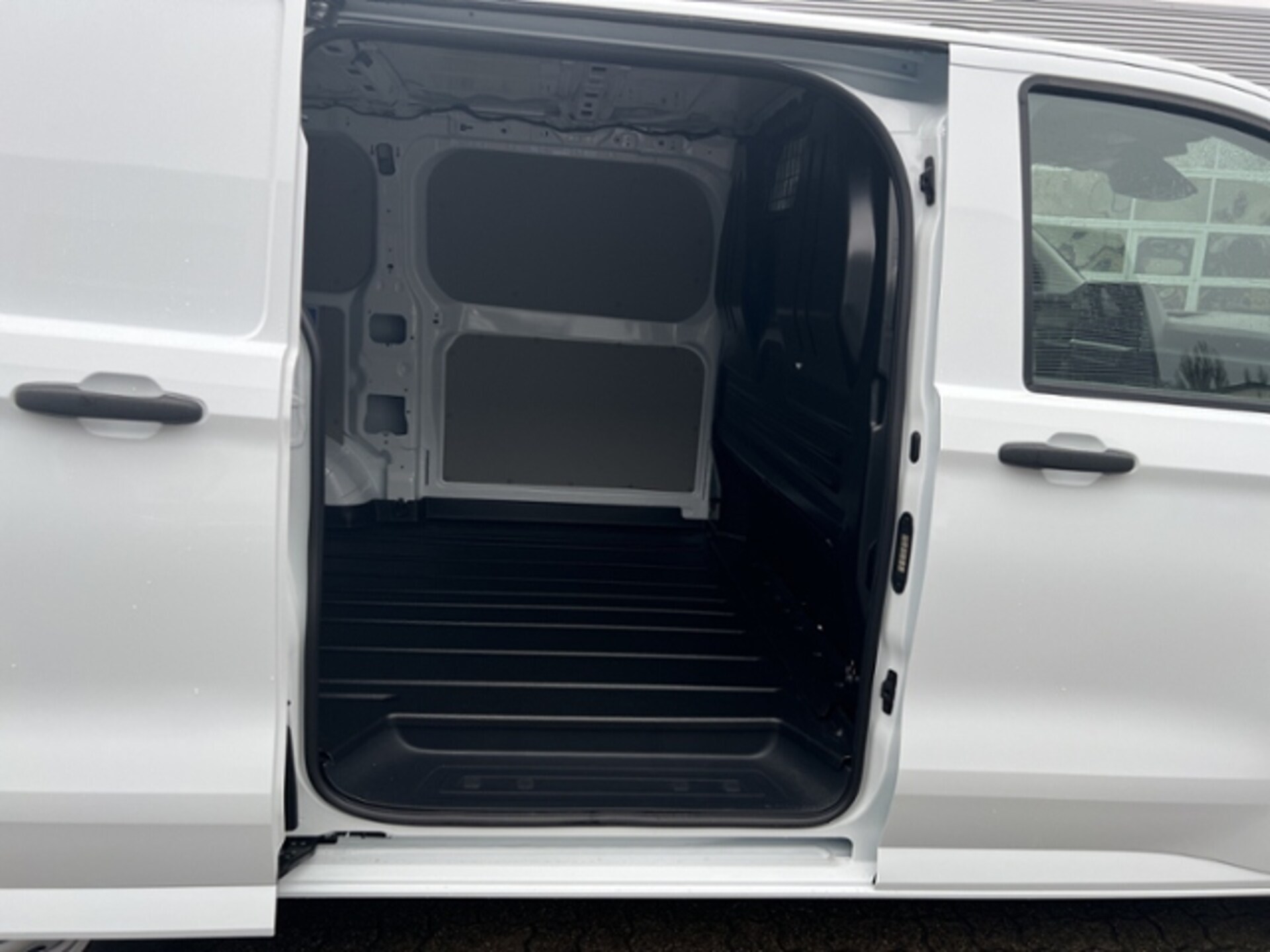 Volkswagen Transporter Kasten kurzer Radstand