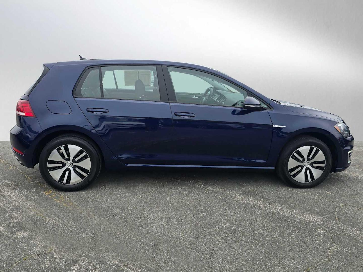 Used 2019 Volkswagen e-Golf e-Golf SE with VIN WVWKR7AU1KW910524 for sale in Palo Alto, CA