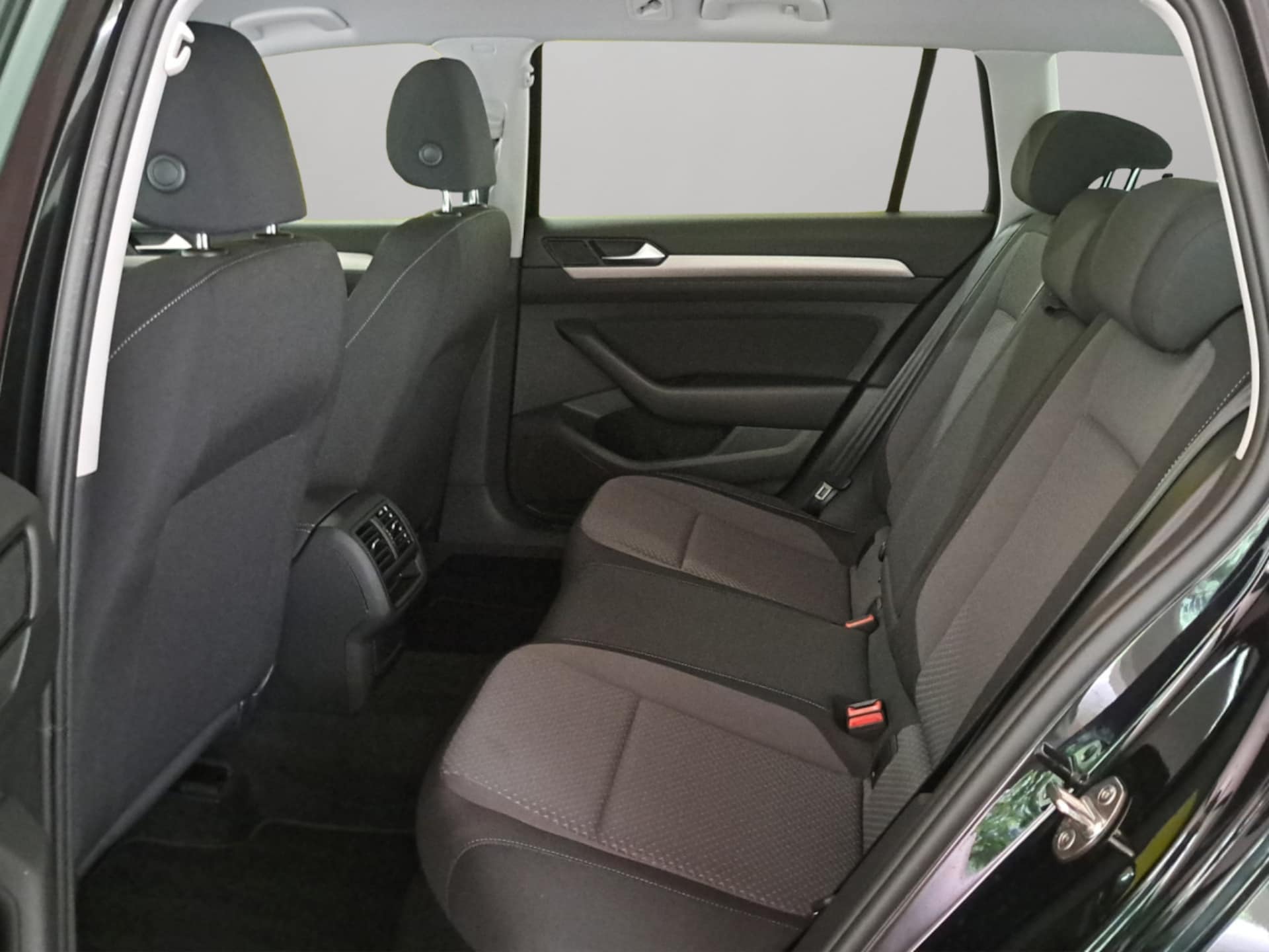 Volkswagen Passat Variant Basis-Modell
