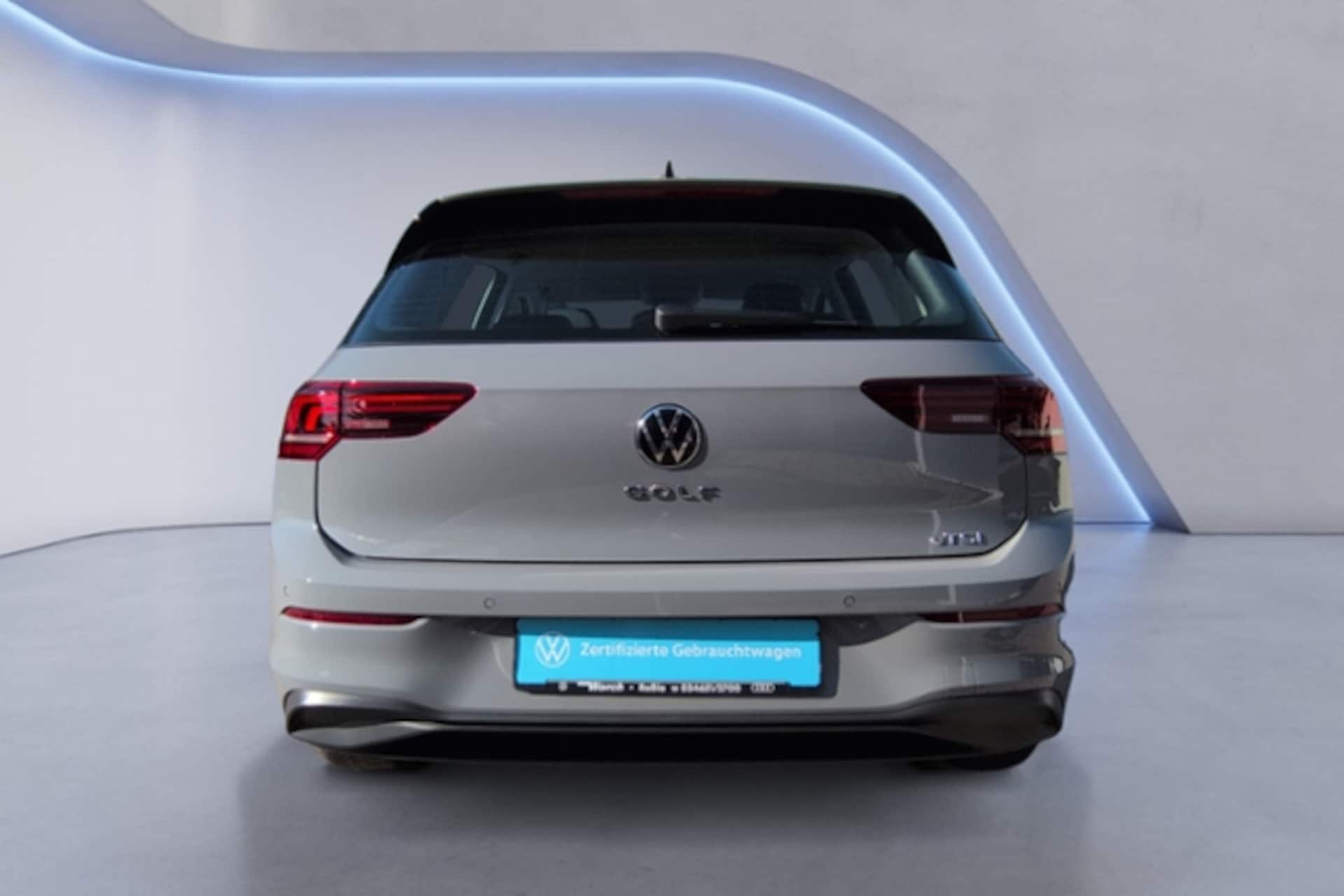 Volkswagen Golf Life