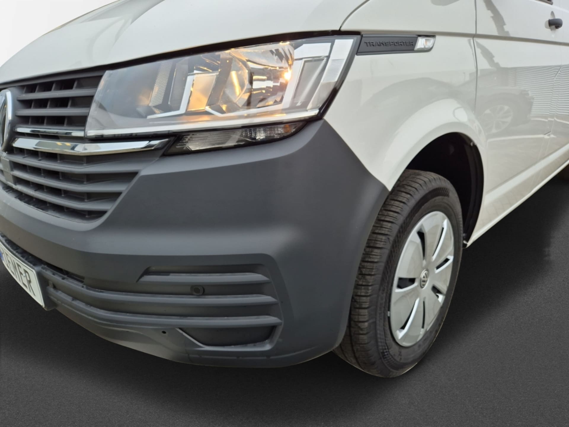 Volkswagen T6.1 Transporter Kasten langer Radstand