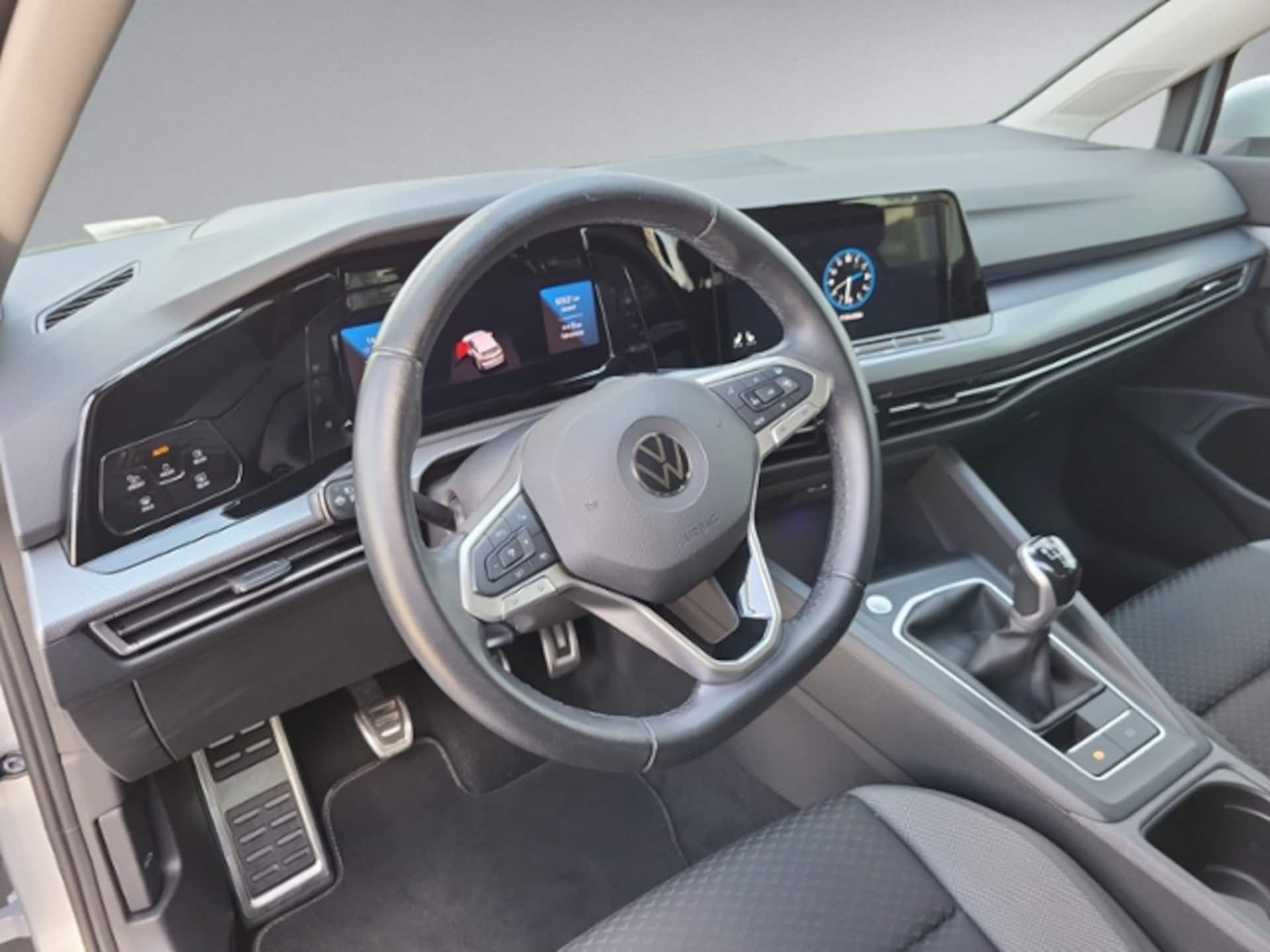 Volkswagen Golf Active