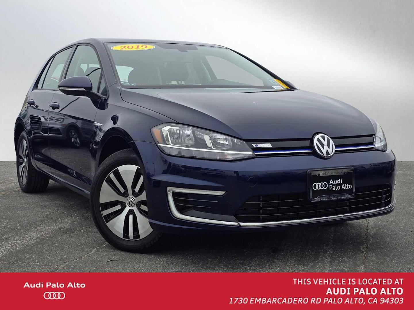 2019 Volkswagen e-Golf e-Golf SE's photo