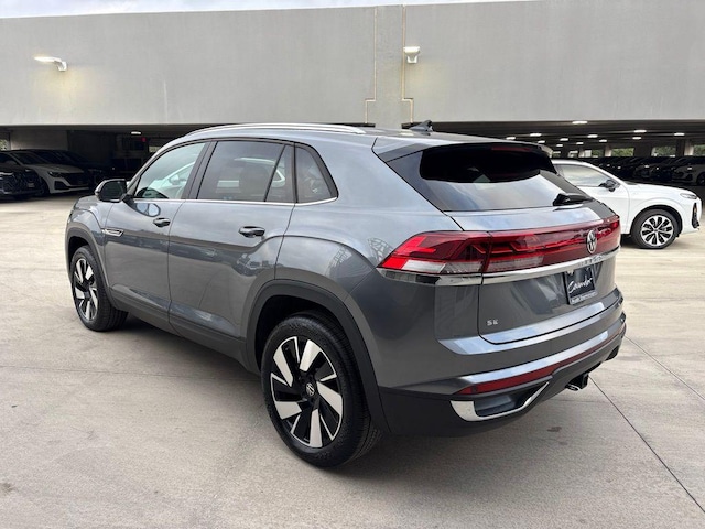 2025 Volkswagen Atlas Cross Sport SE w/Tech - Photo 8