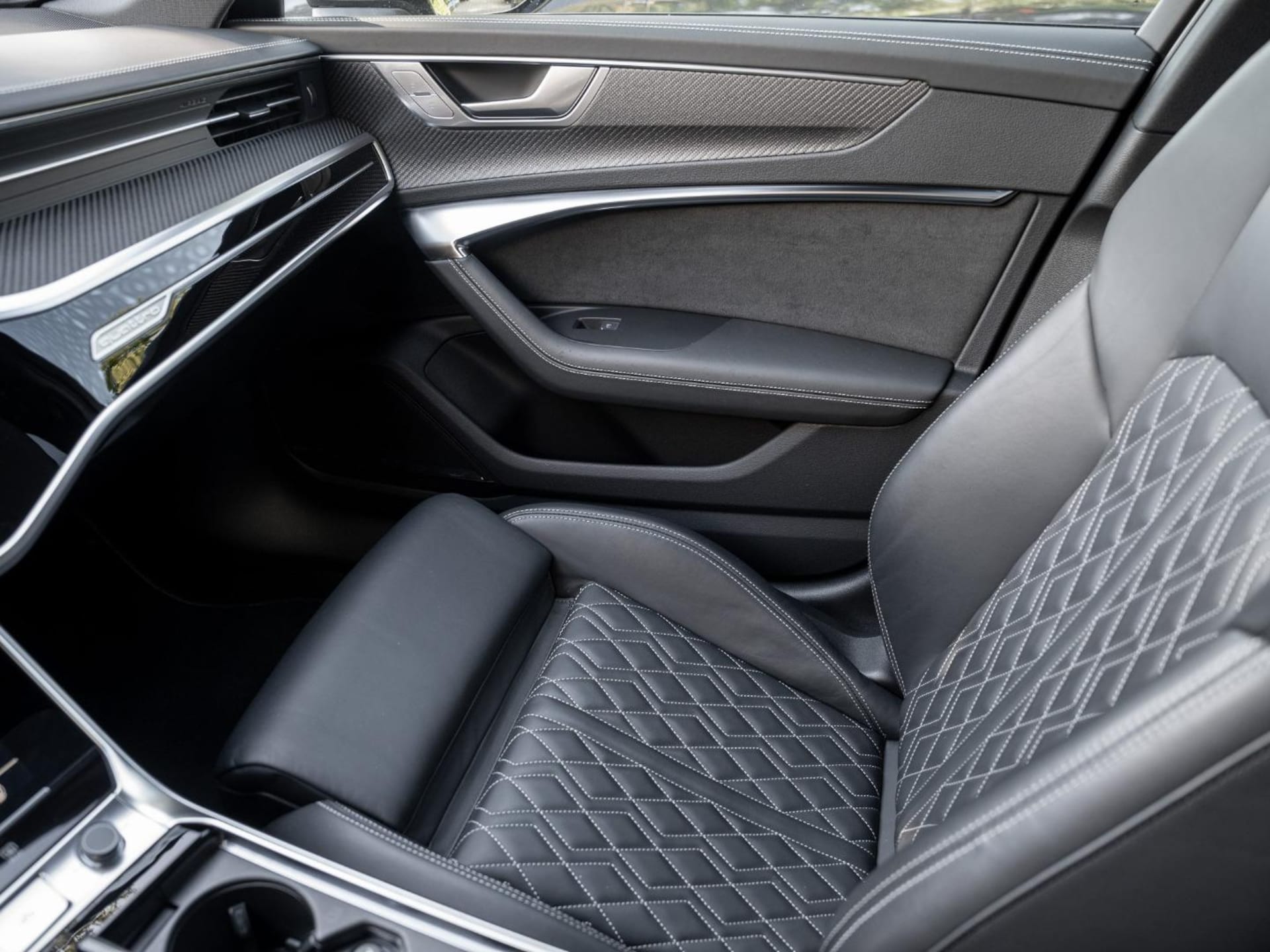 Audi S6 Avant