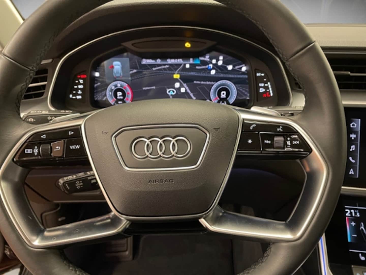 Bild über Audi A6 Avant S line 45 TDI quattro S tronic - für weitere Informationen kontaktieren Sie den Audi Partner