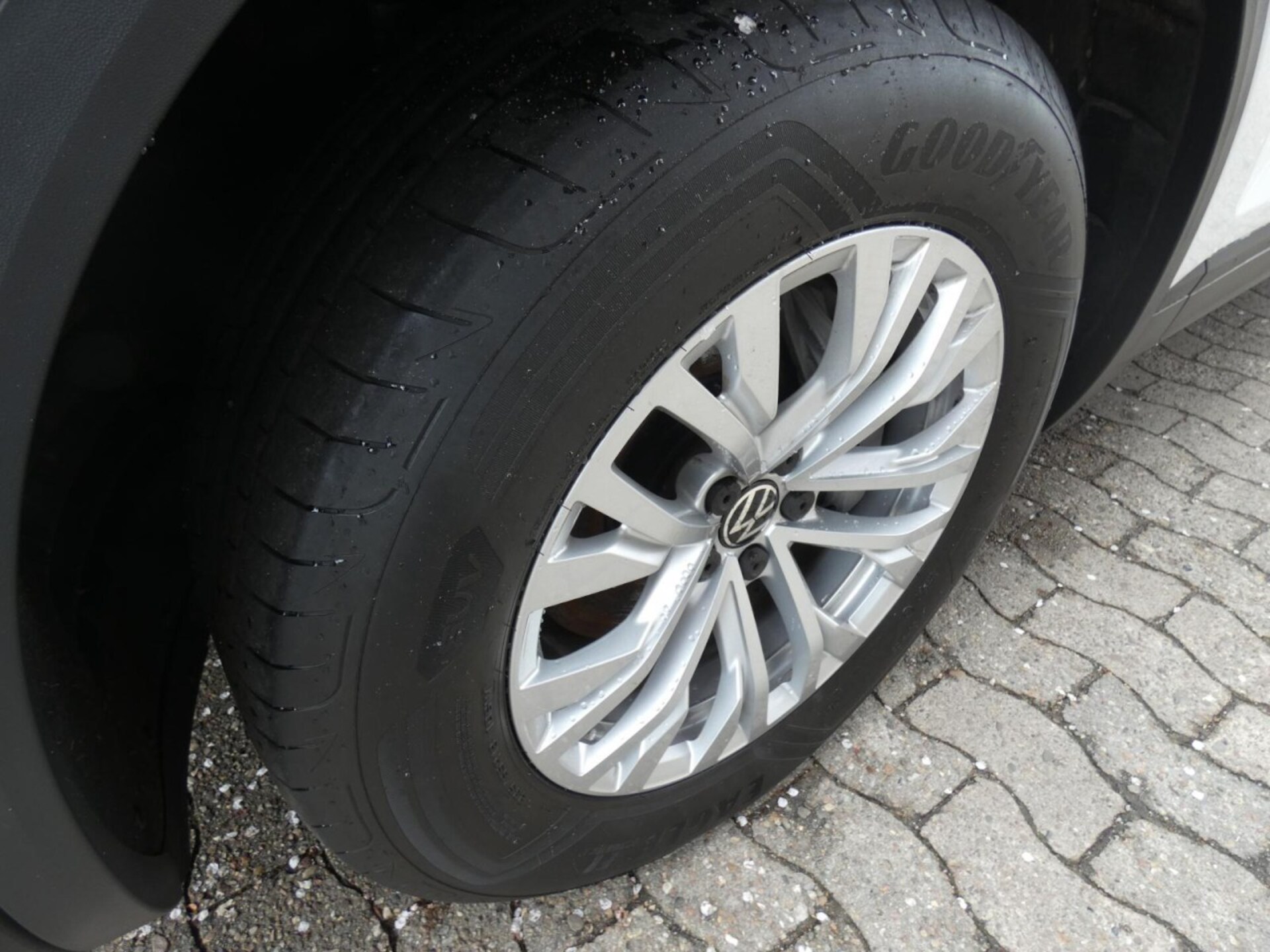 Volkswagen Touareg Basis-Modell
