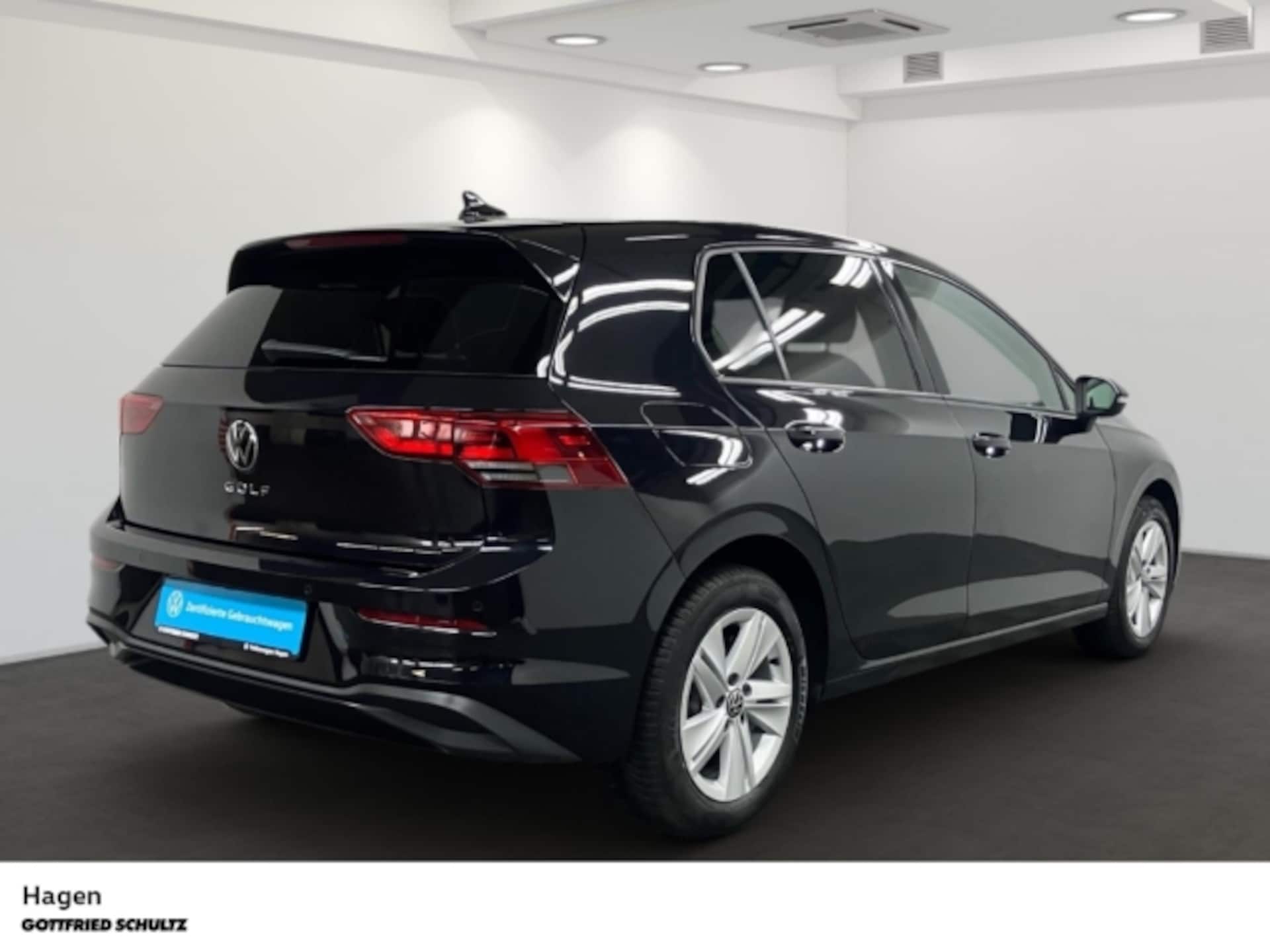 Volkswagen Golf Life