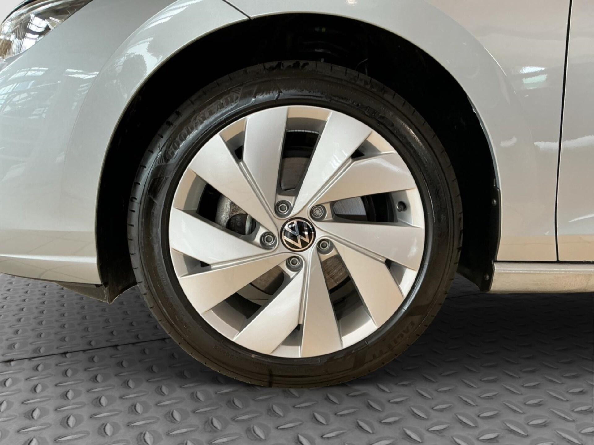 Volkswagen Golf Style