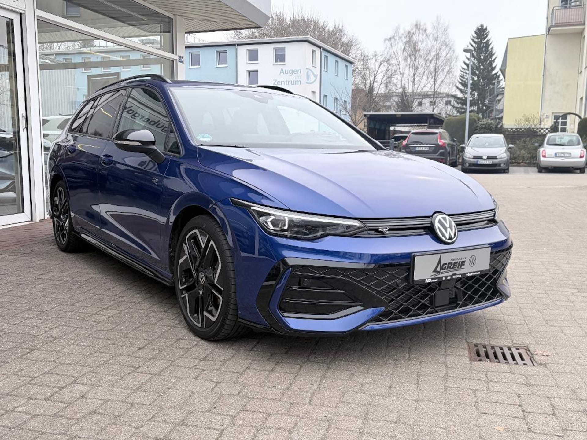 Volkswagen Golf Variant R-Line