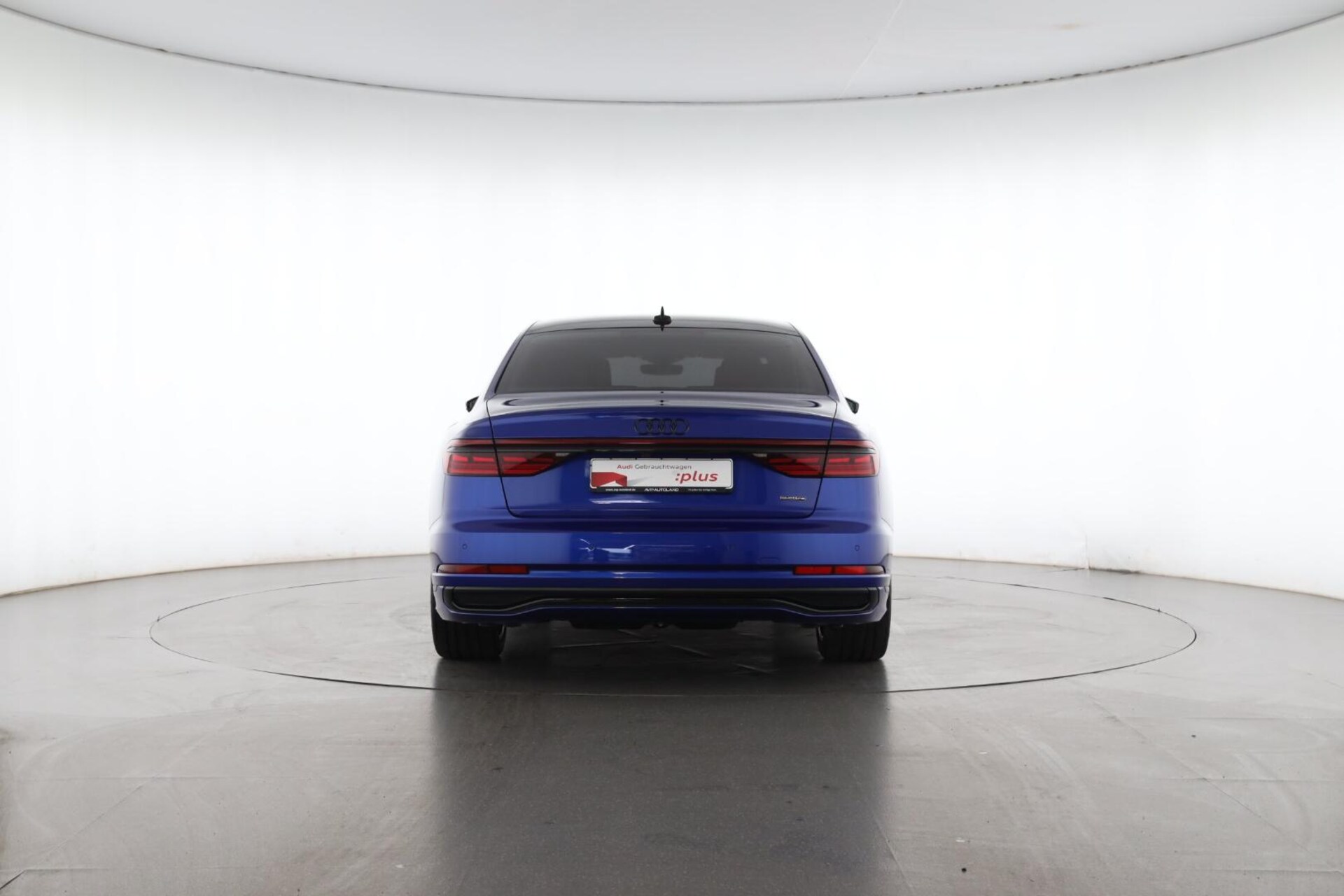 Audi A8 L TFSI e