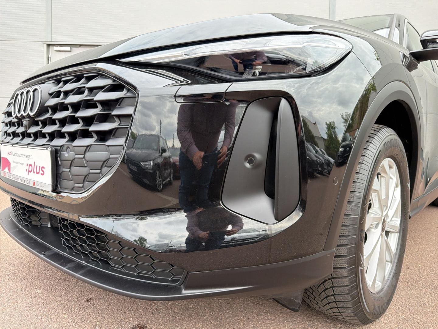 Bild über Audi Q5 SUV TDI quattro 150 kW S tronic - für weitere Informationen kontaktieren Sie den Audi Partner