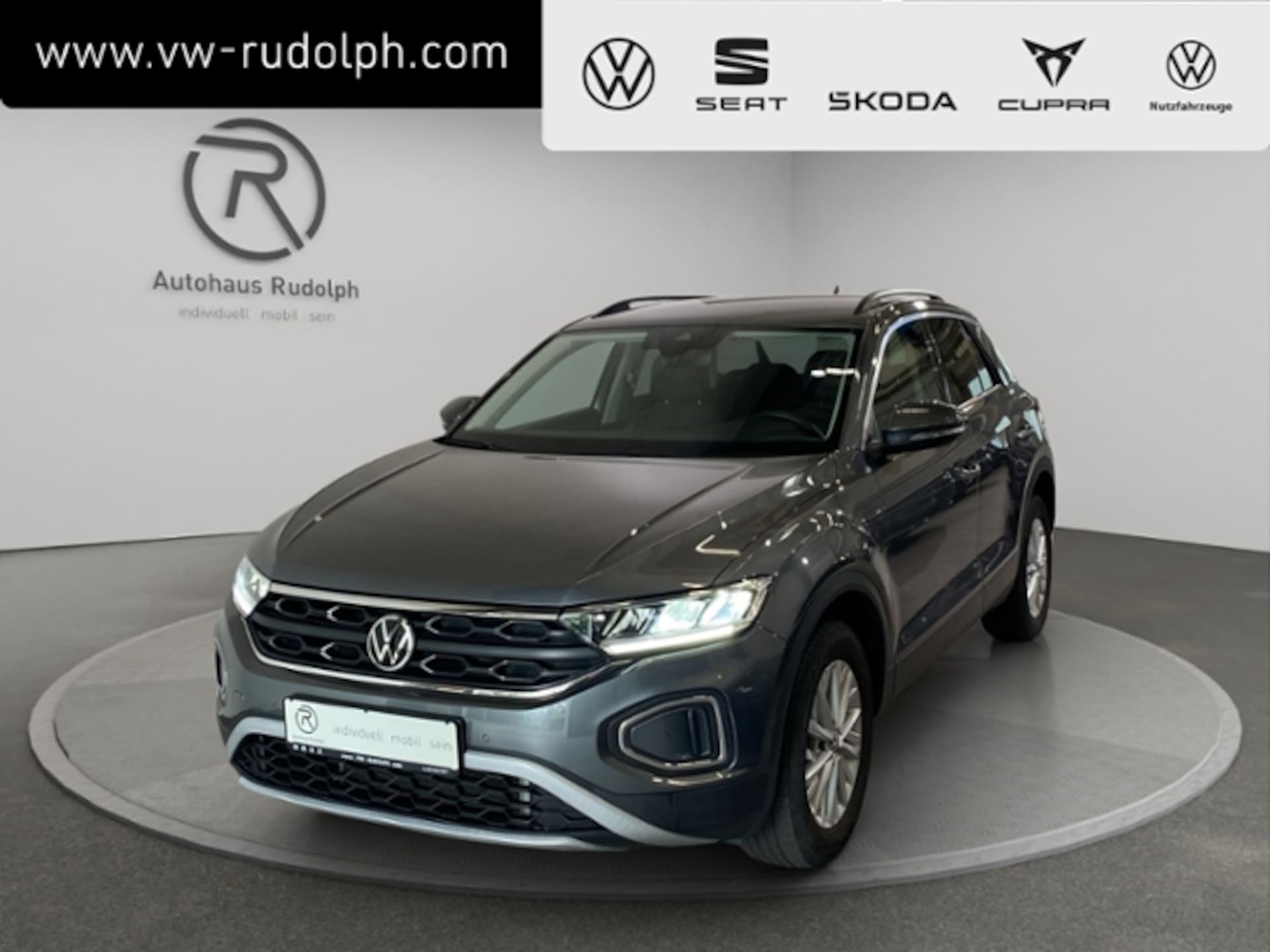 Volkswagen T-Roc — Volkswagen T-Roc 1.0 TSI / Navi LED AHK