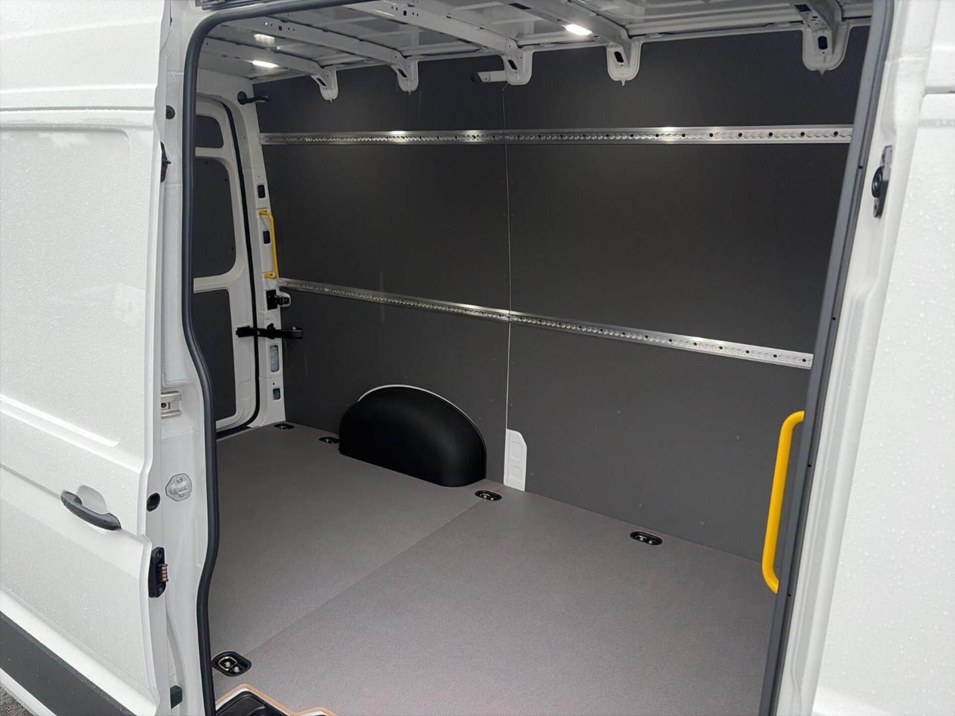 Volkswagen Crafter Kasten mittlerer Radstand