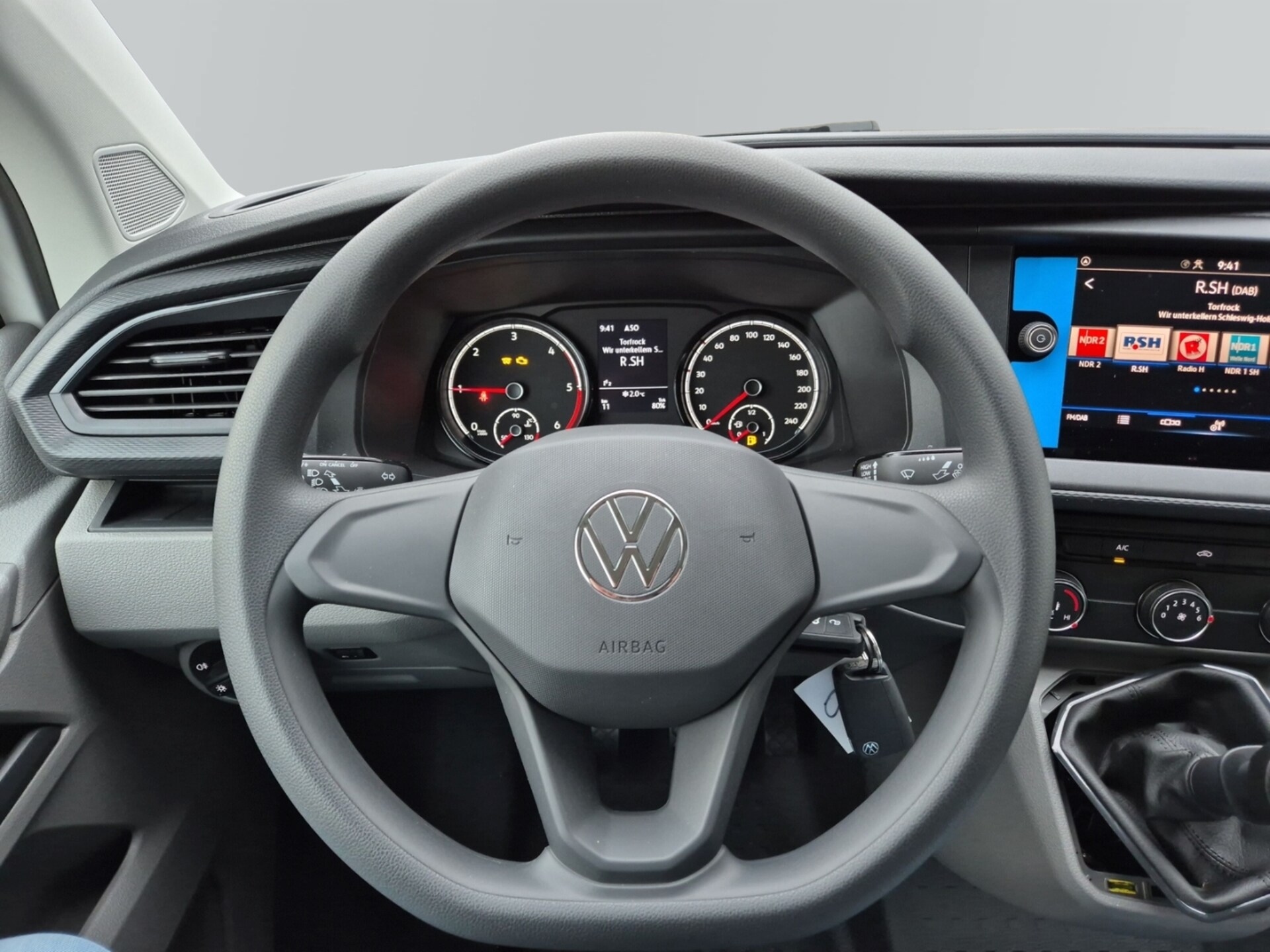 Volkswagen T6.1 Transporter Kasten langer Radstand