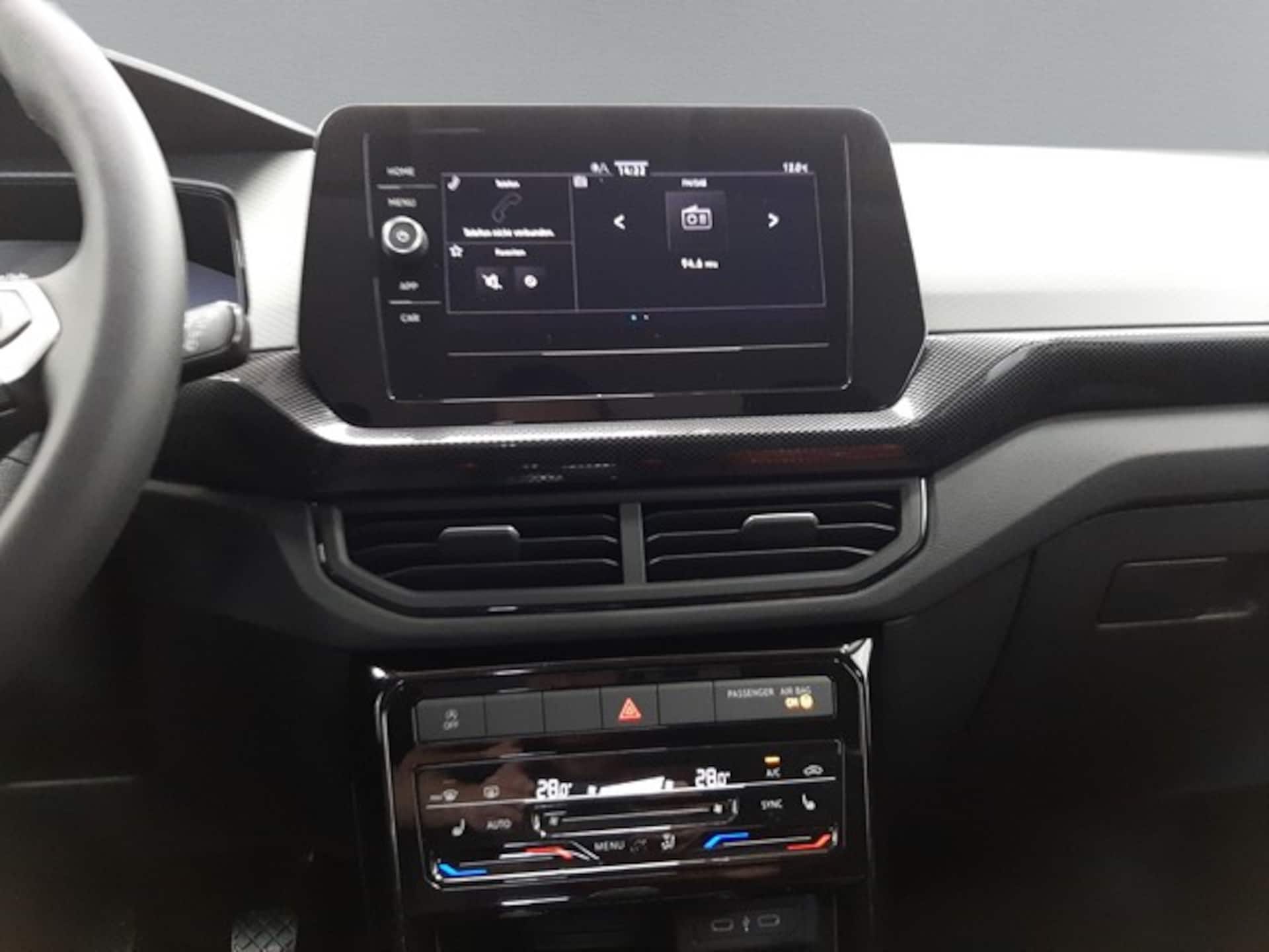 Volkswagen T-Cross Life