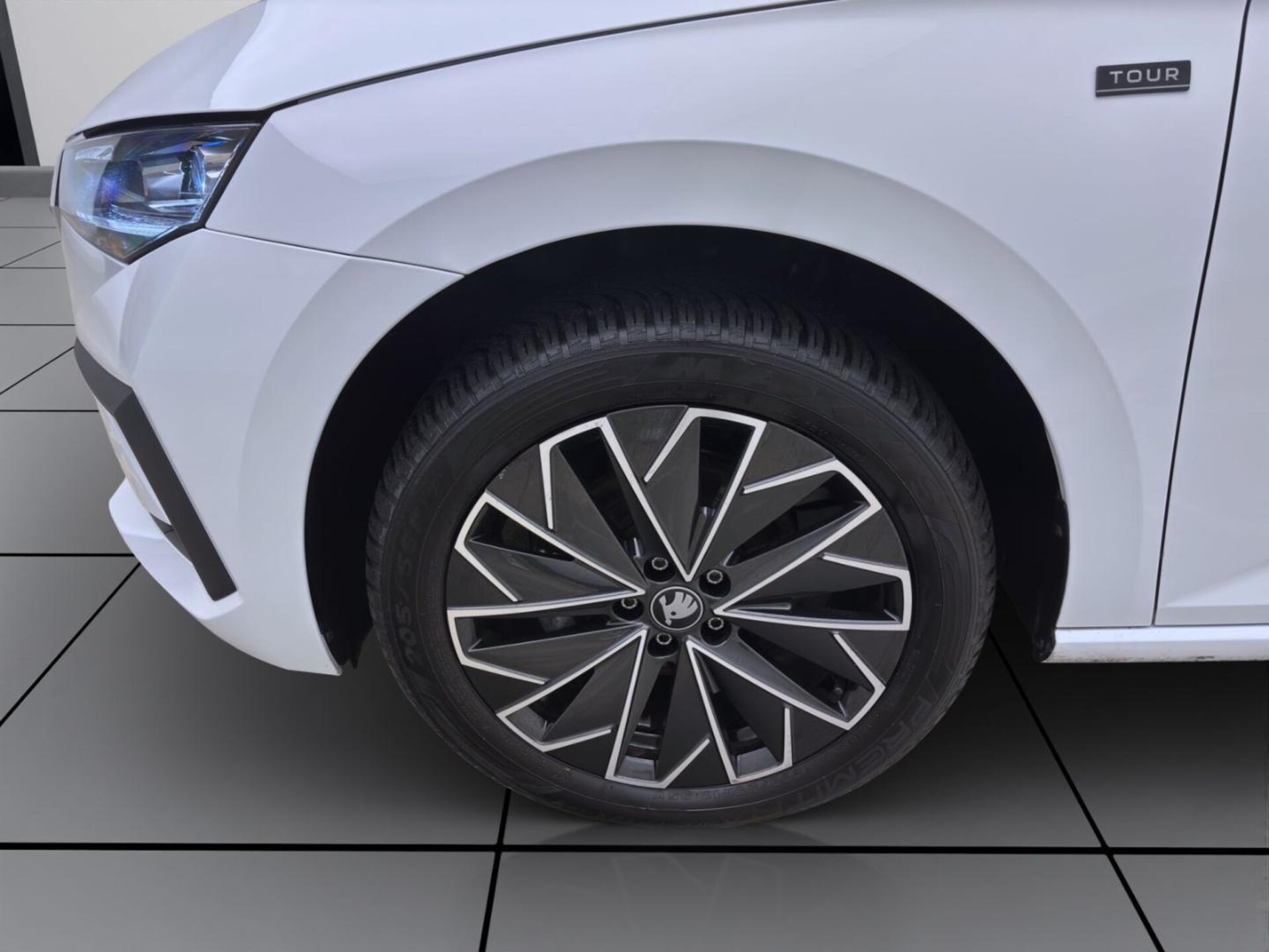 Skoda Scala Tour