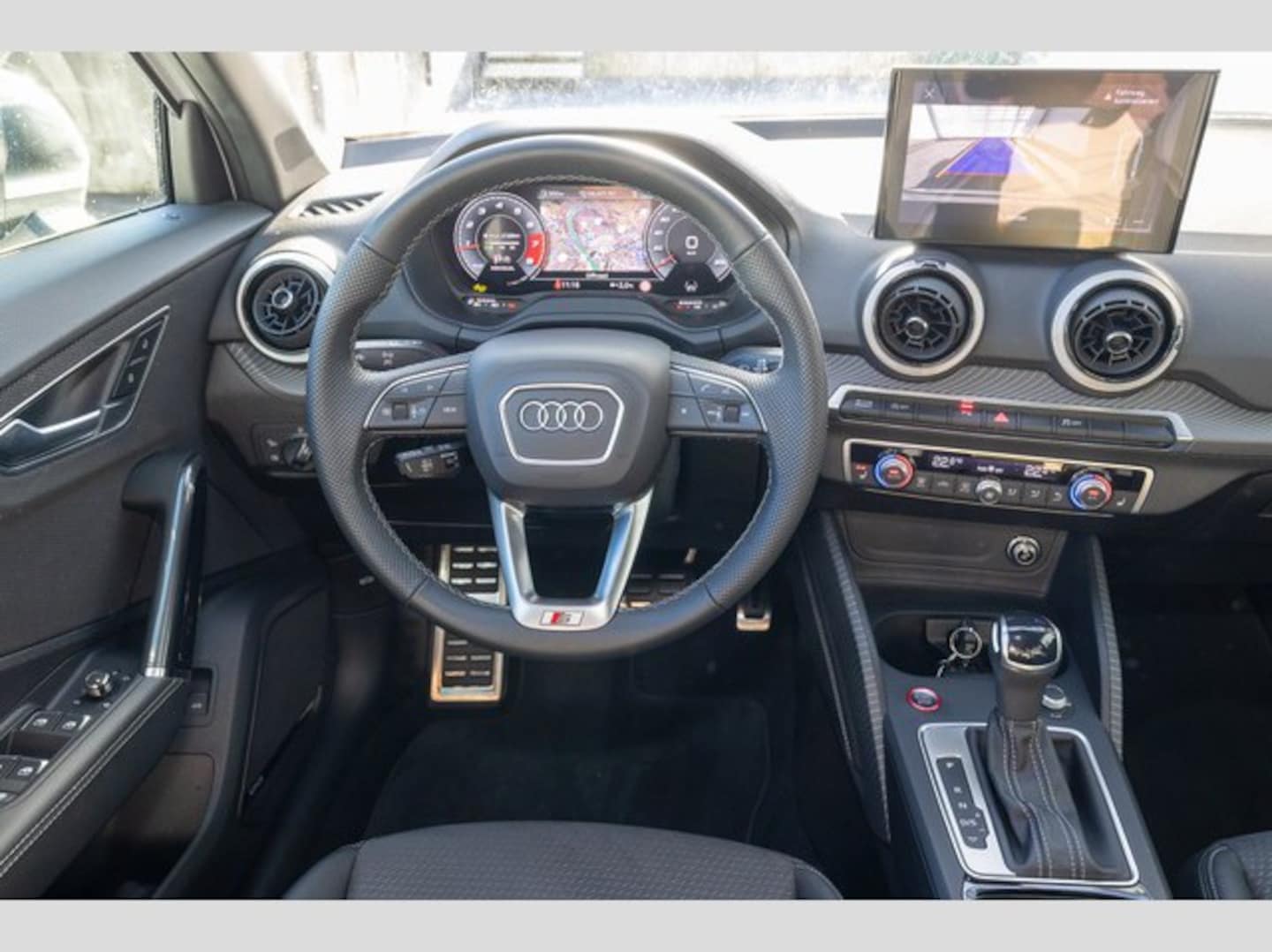 Bild über Audi SQ2 TFSI quattro S tronic - für weitere Informationen kontaktieren Sie den Audi Partner
