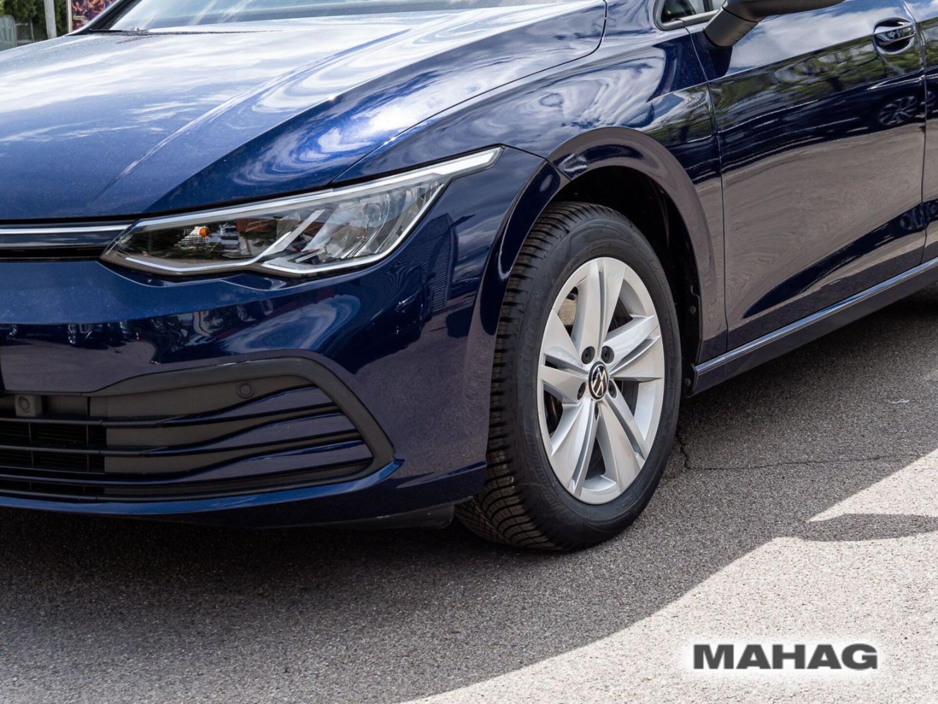 Volkswagen Golf Variant Life