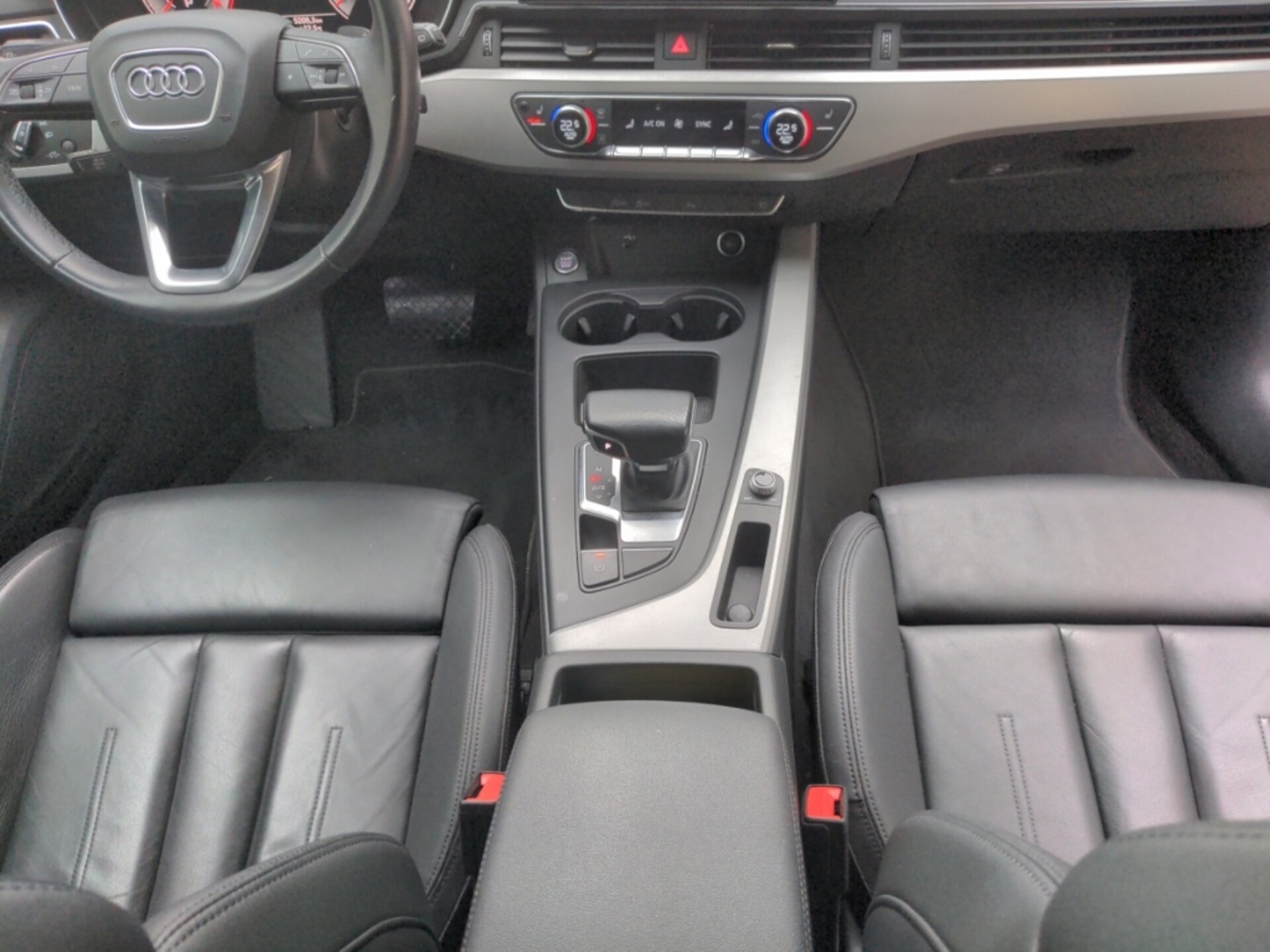 Audi A4 Avant S line