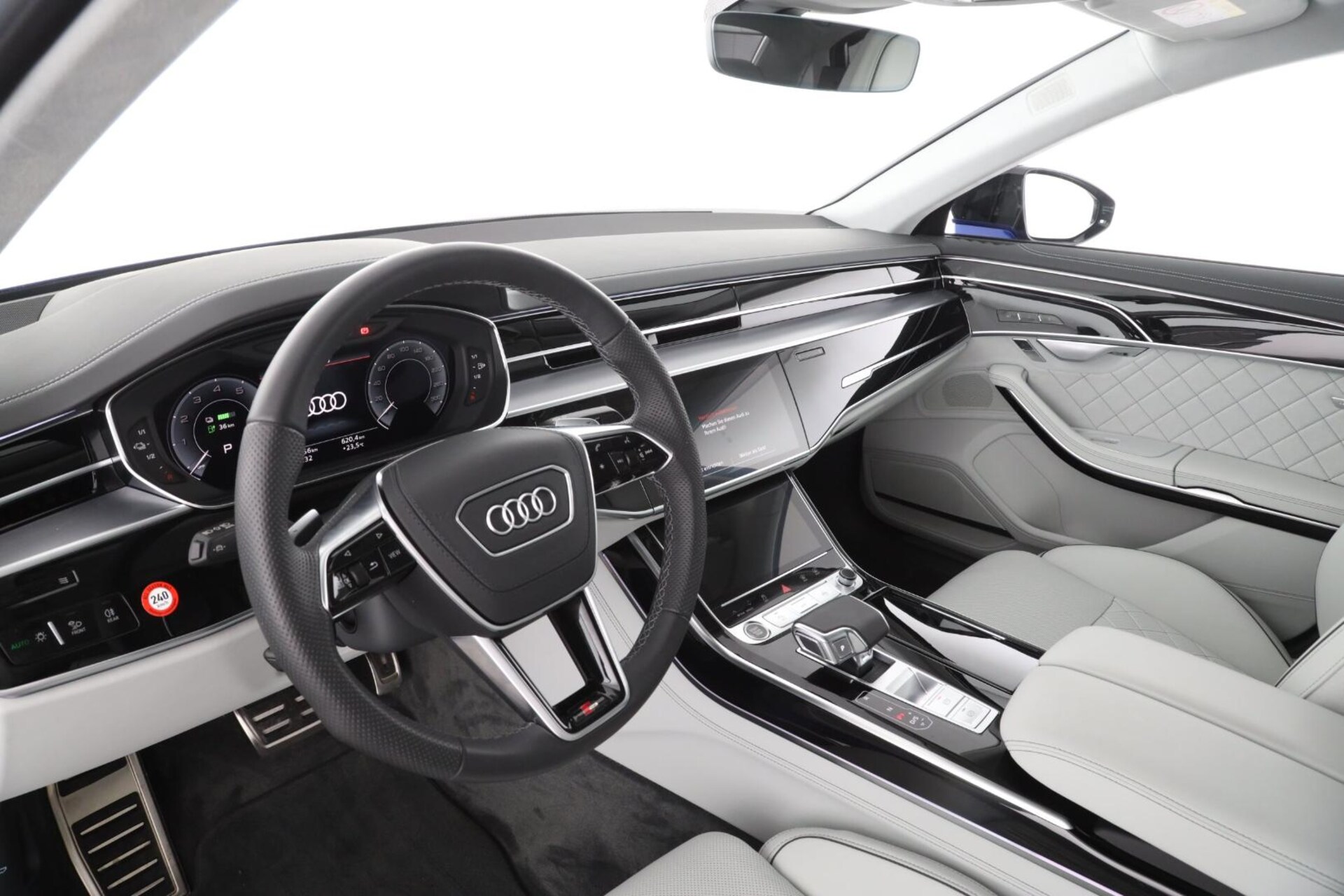 Audi A8 L TFSI e