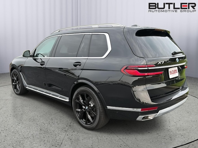 2026 BMW X7
