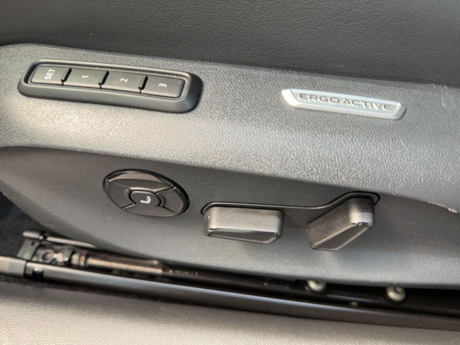 Volkswagen Passat – Bild 19