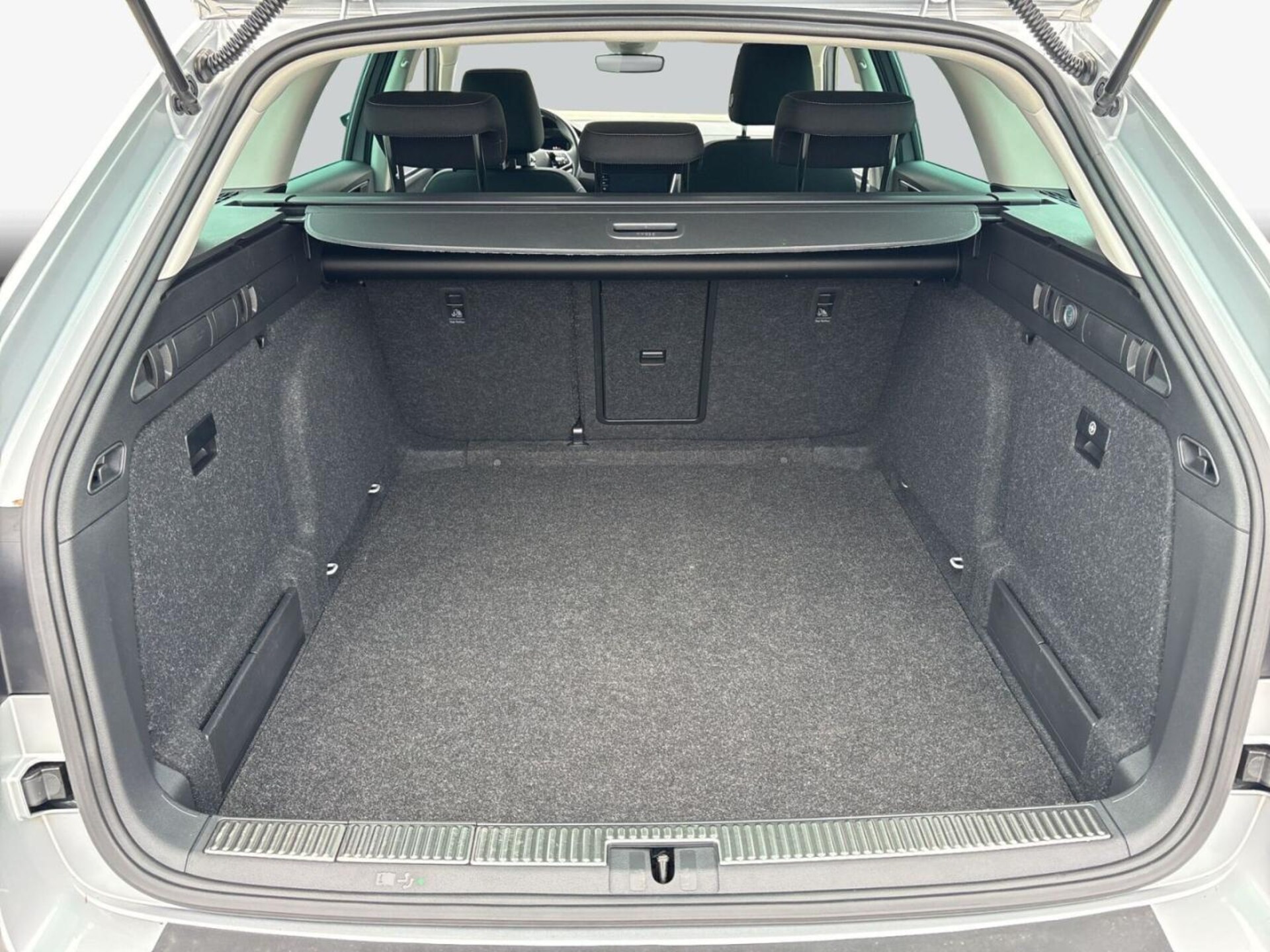 Skoda Superb Combi Ambition
