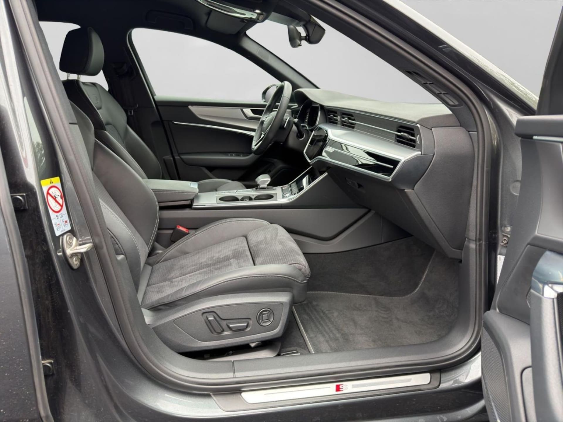 Audi S6 Avant