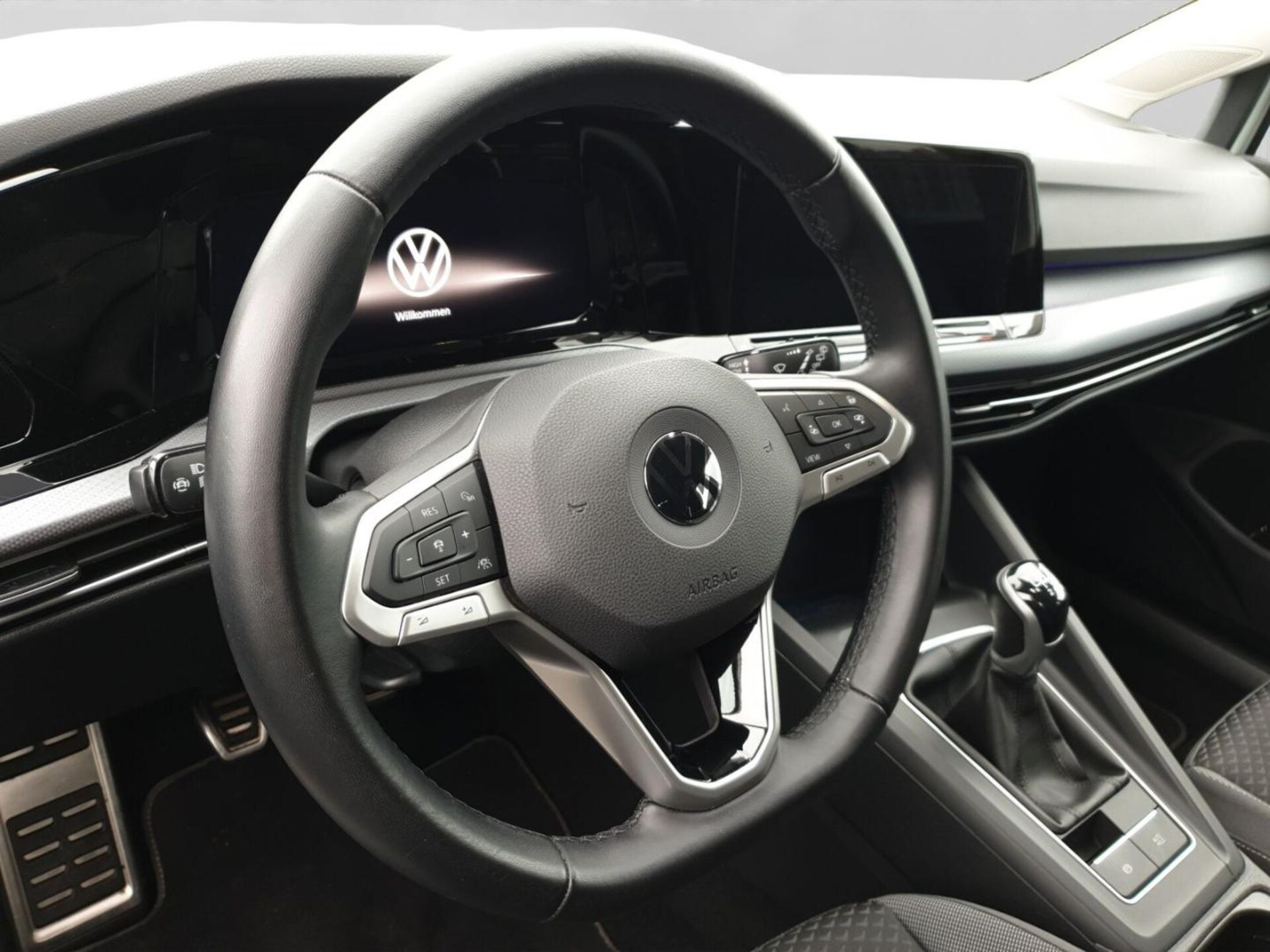Volkswagen Golf Active